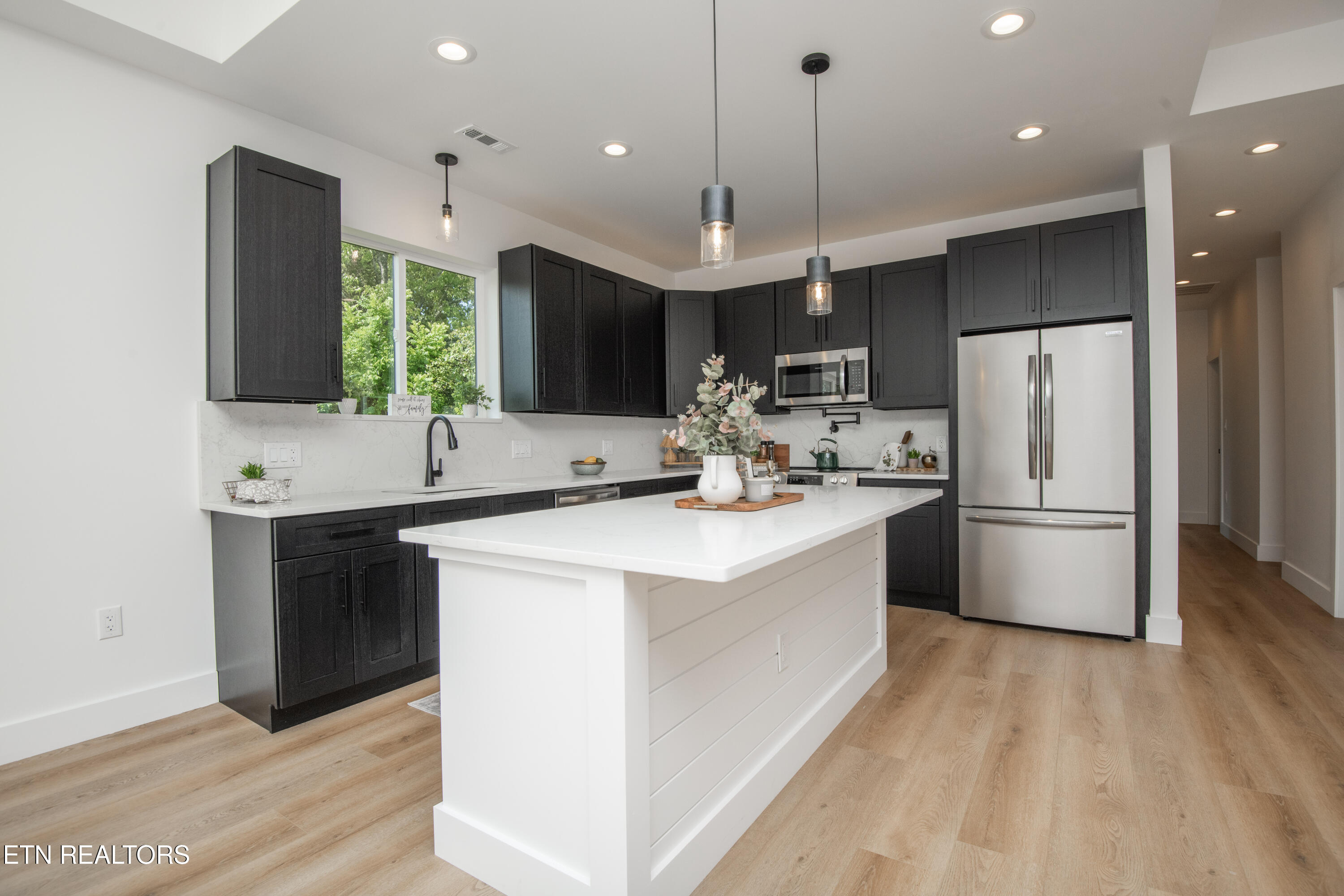 2325 Rock Gardens Drive Sevierville TN 37876