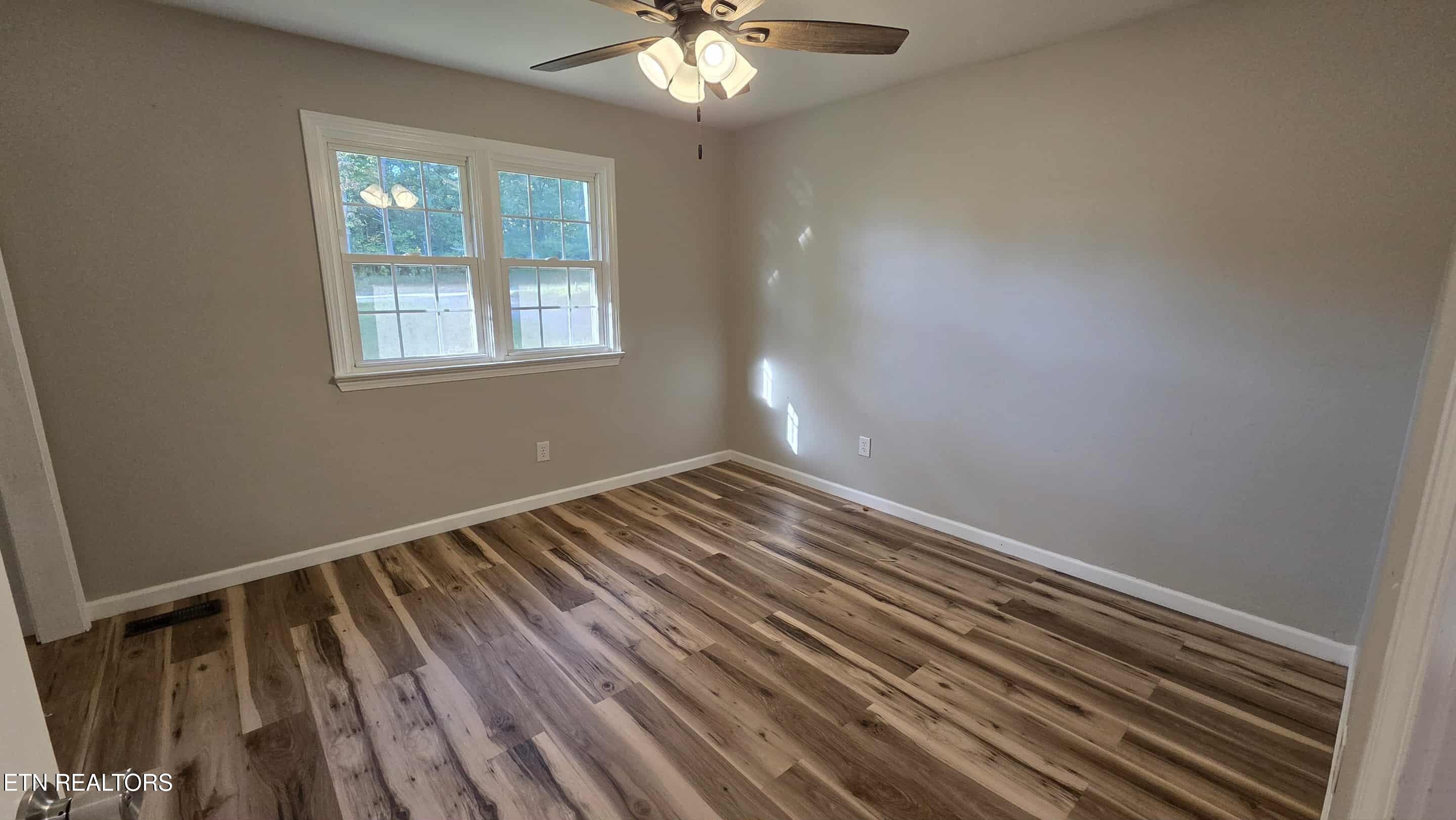 54 Hamby Lane Crossville TN 38555