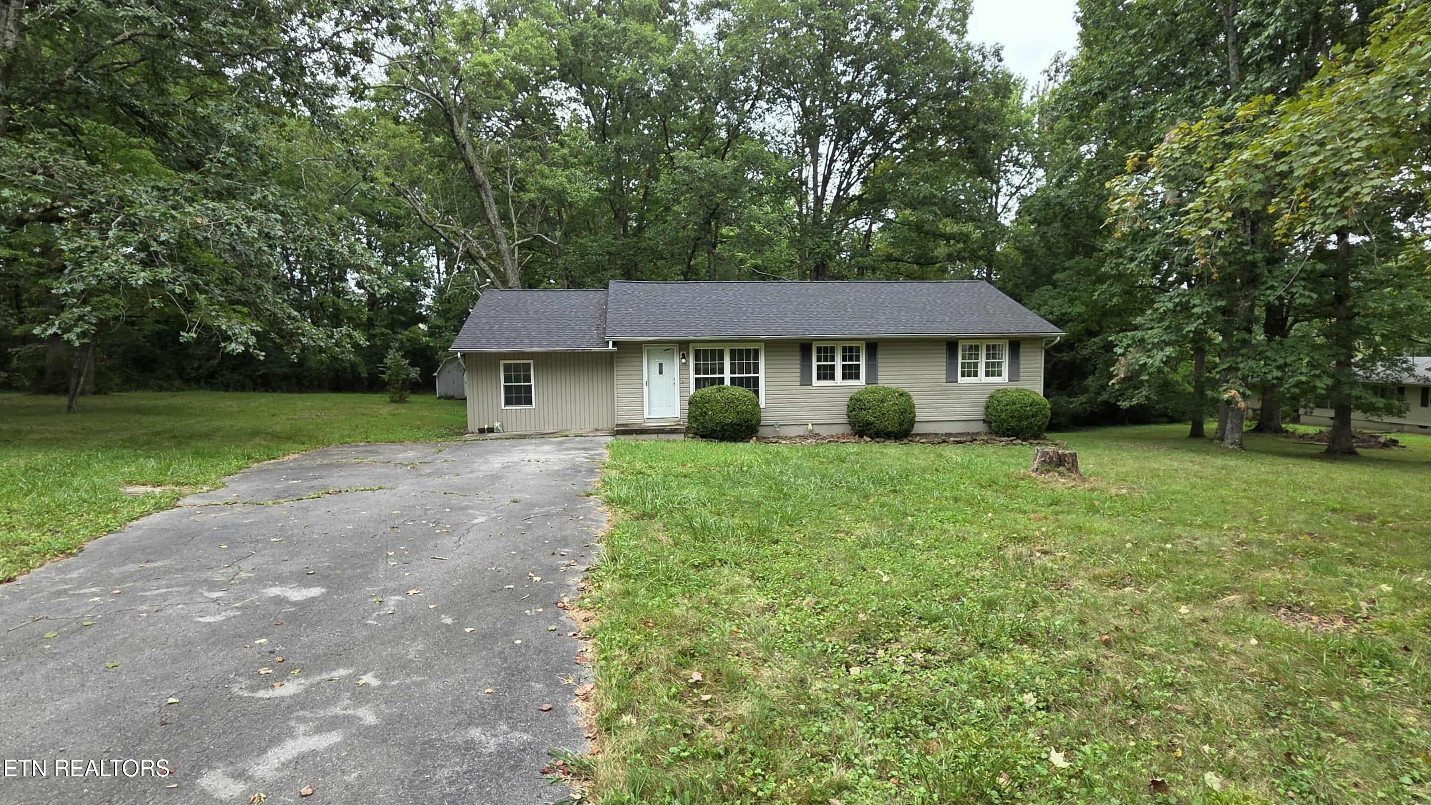 54 Hamby Lane Crossville TN 38555