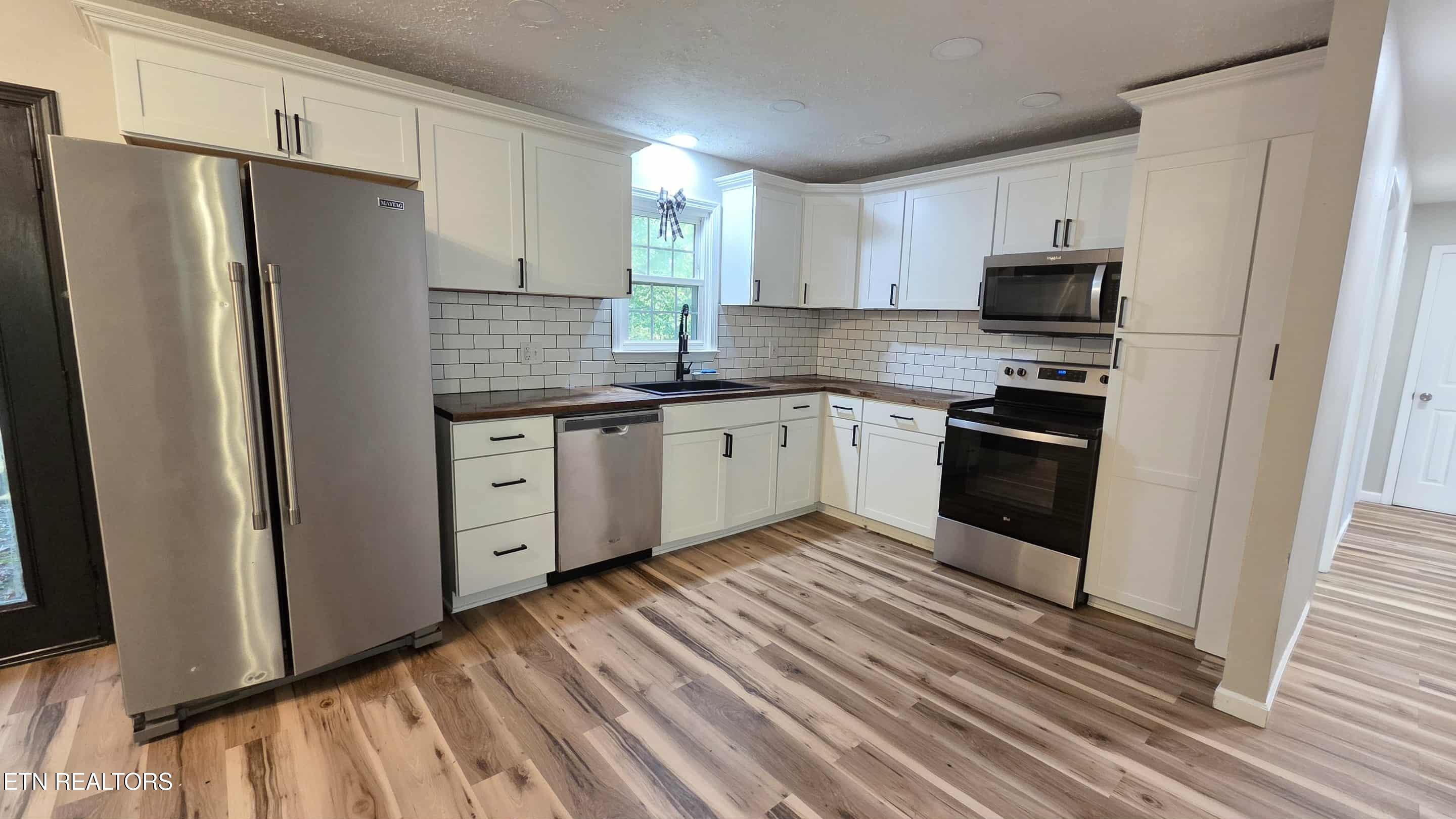 54 Hamby Lane Crossville TN 38555