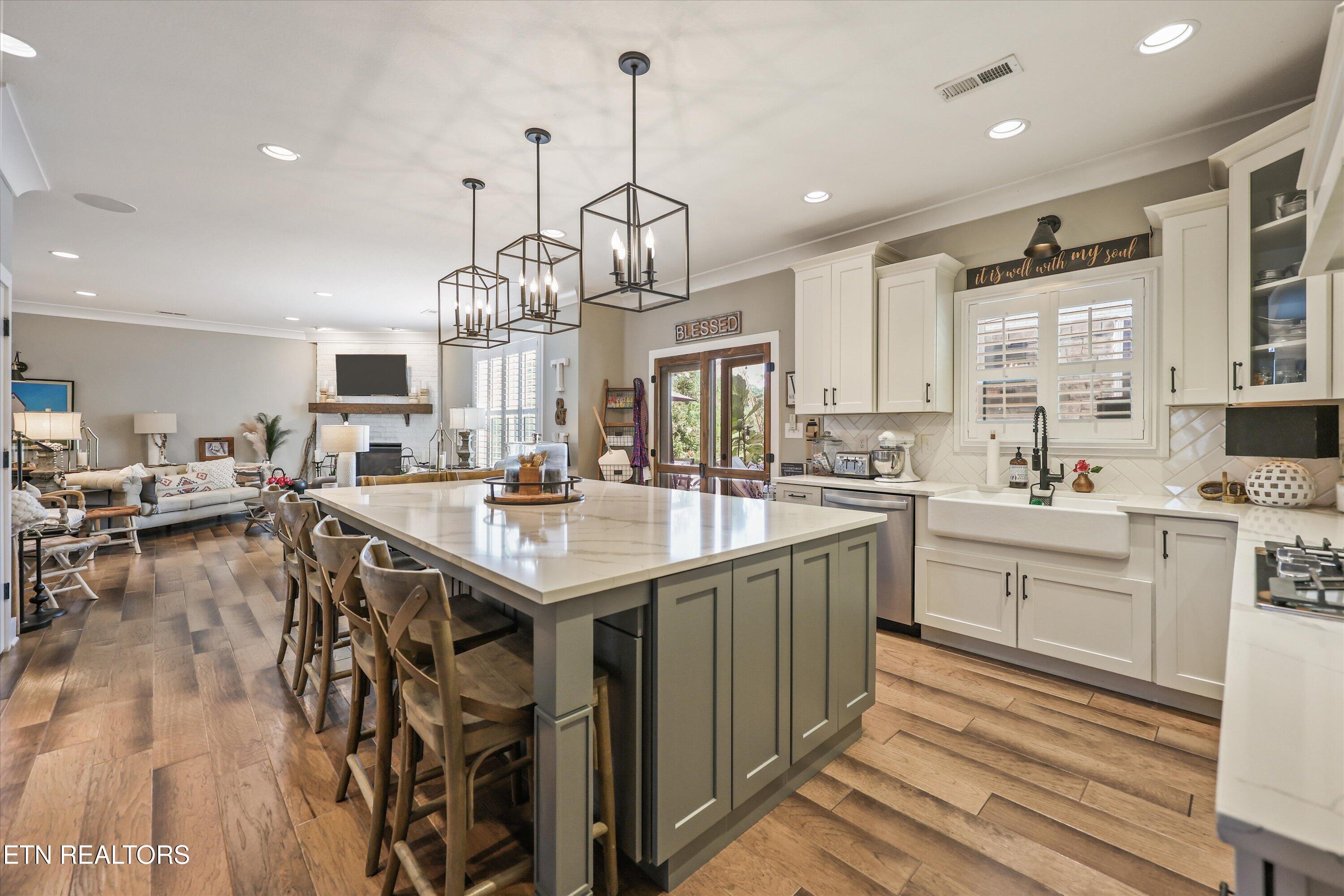 1926 Highlands Ridge Lane Knoxville TN 37932