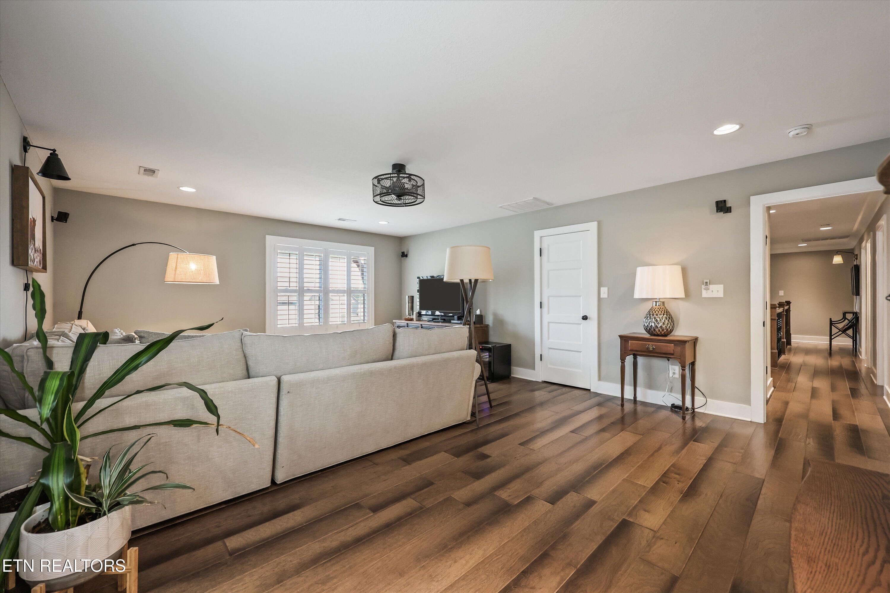 1926 Highlands Ridge Lane Knoxville TN 37932