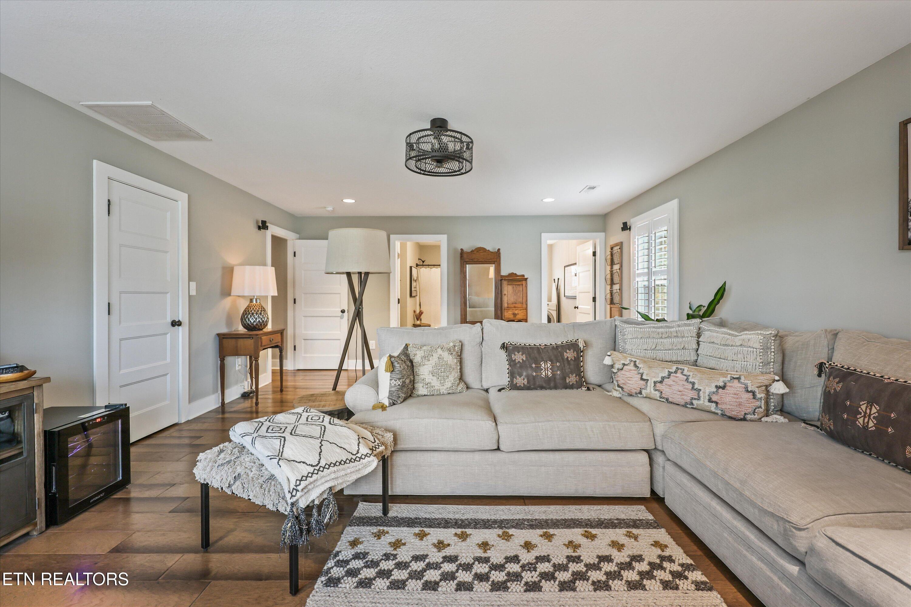 1926 Highlands Ridge Lane Knoxville TN 37932