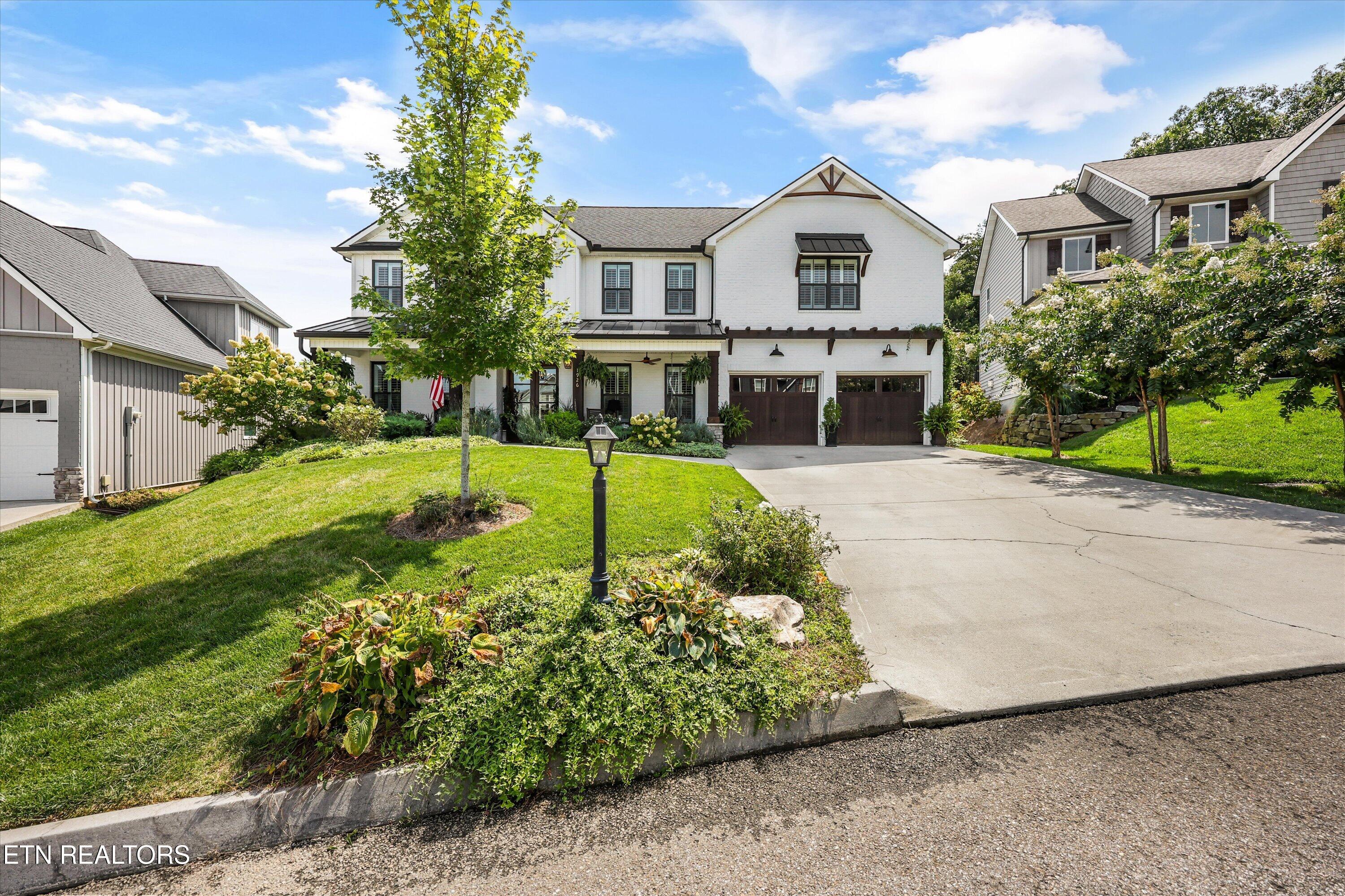 1926 Highlands Ridge Lane Knoxville TN 37932