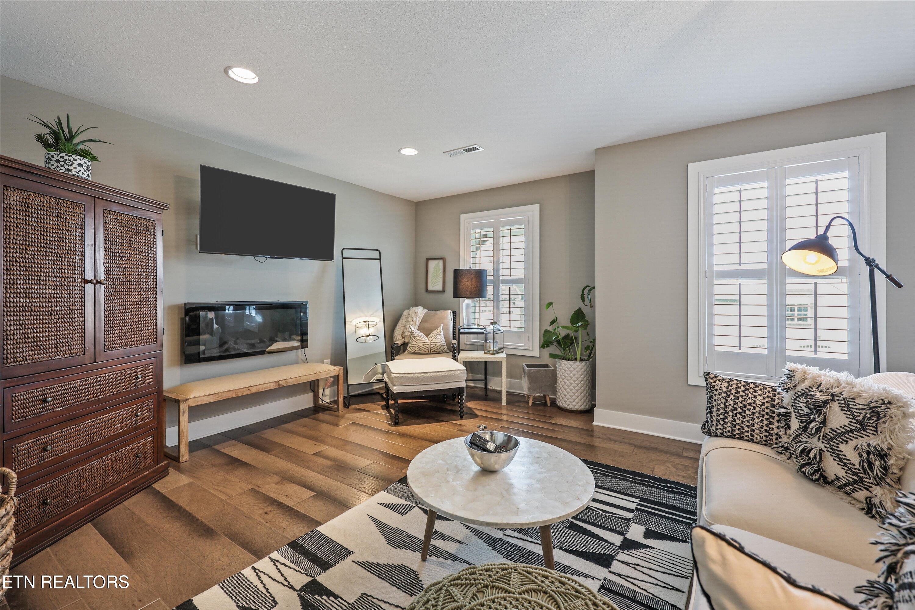 1926 Highlands Ridge Lane Knoxville TN 37932