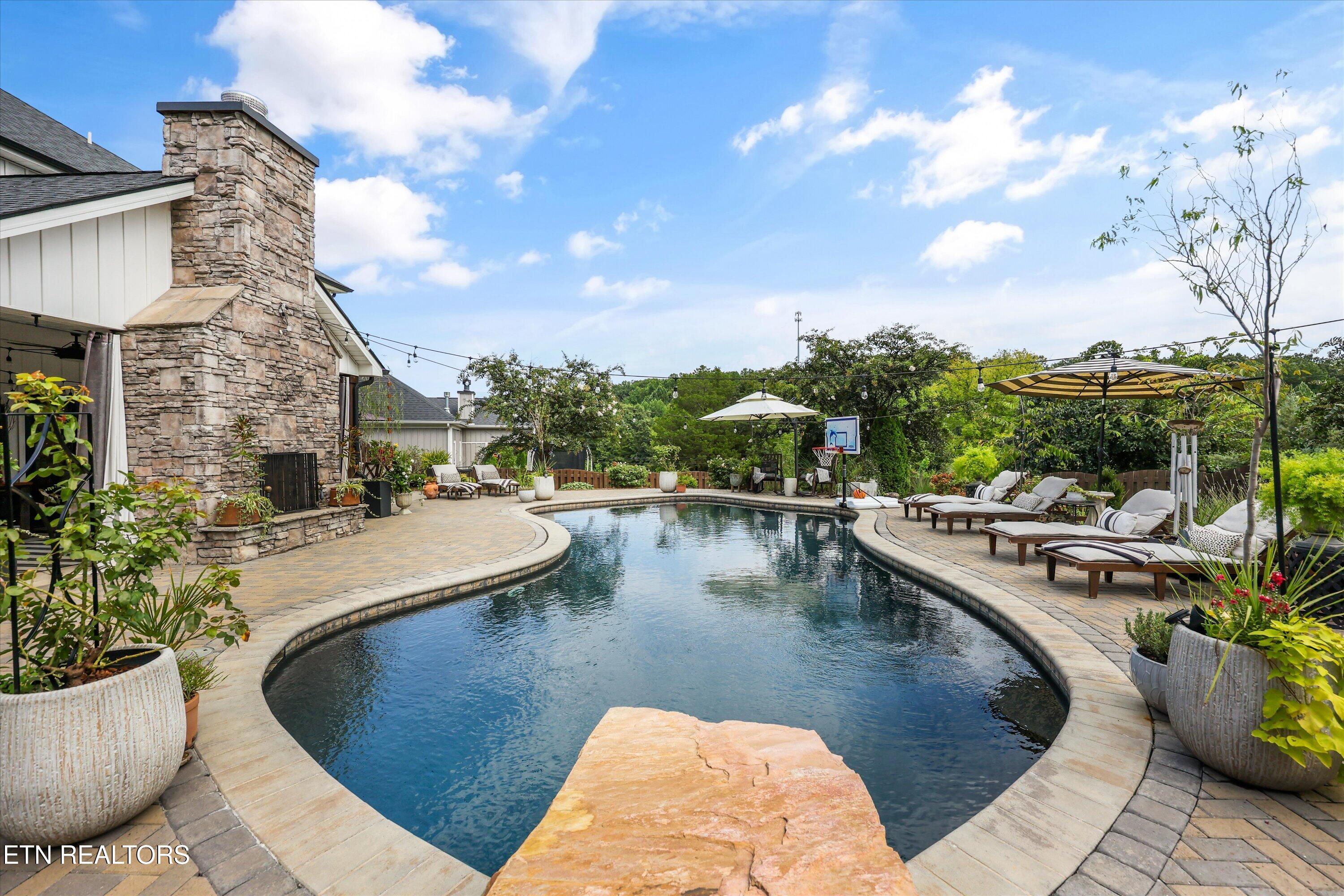 1926 Highlands Ridge Lane Knoxville TN 37932