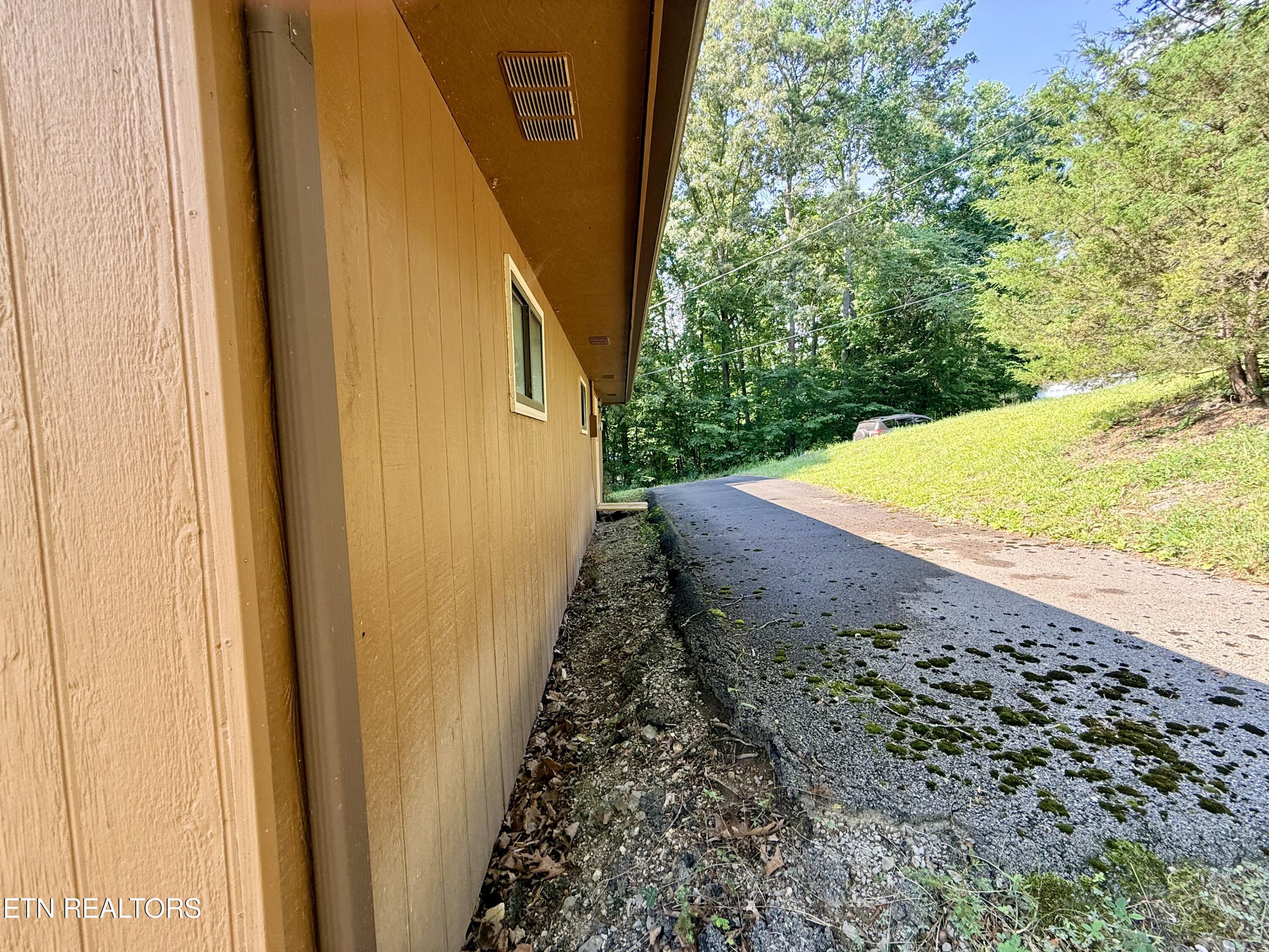 445 Deer Trail Circle New Tazewell TN 37825