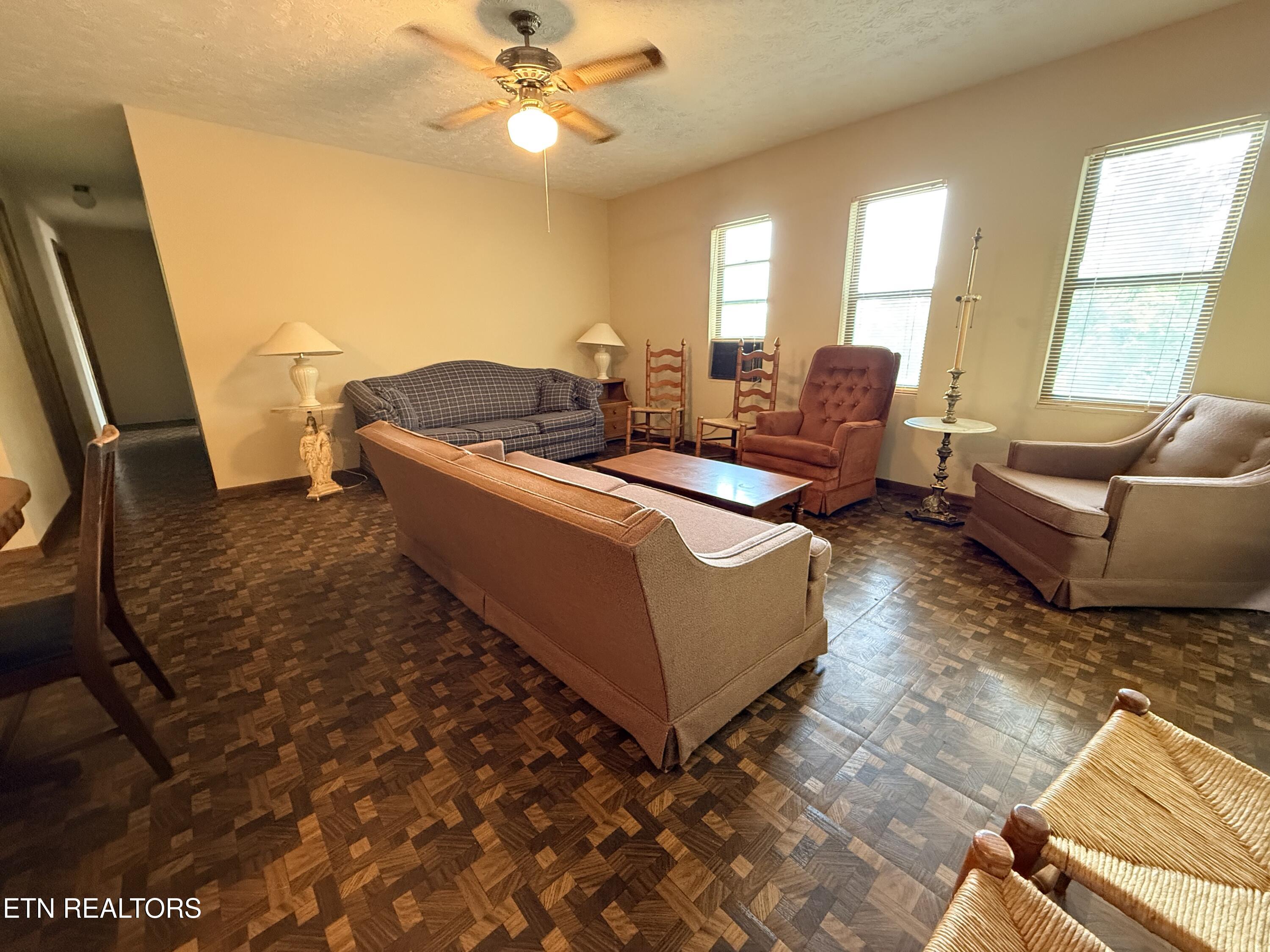 445 Deer Trail Circle New Tazewell TN 37825