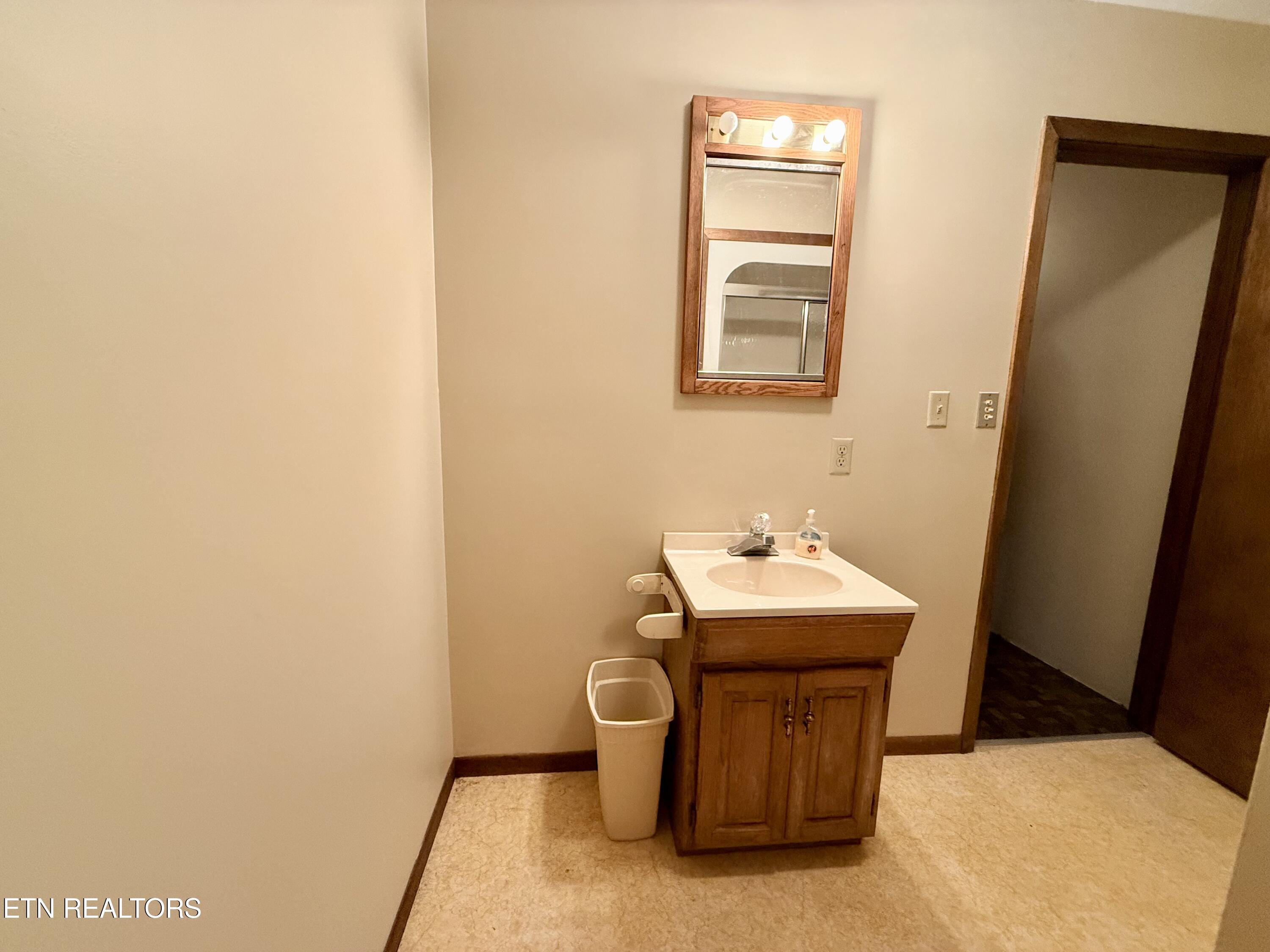 445 Deer Trail Circle New Tazewell TN 37825