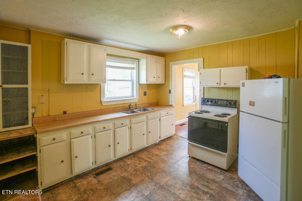 246 W Newcomen Street Alcoa TN 37701