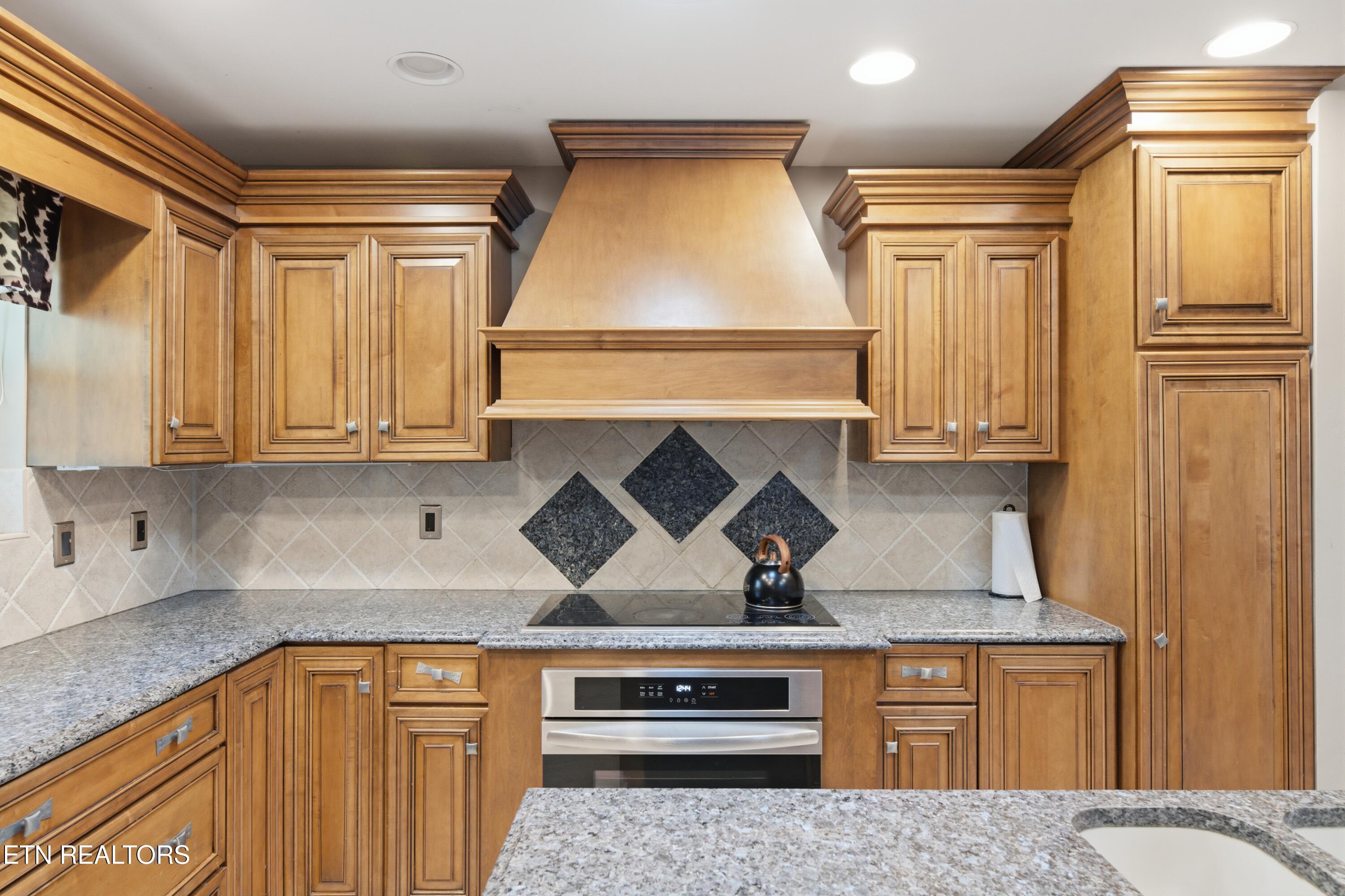 331 Hubbs Grove Road Maynardville TN 37807