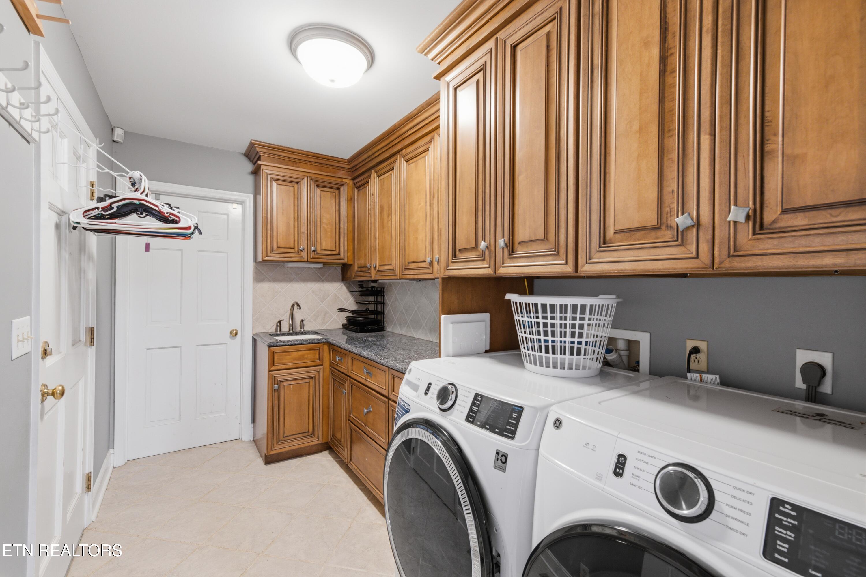 331 Hubbs Grove Road Maynardville TN 37807