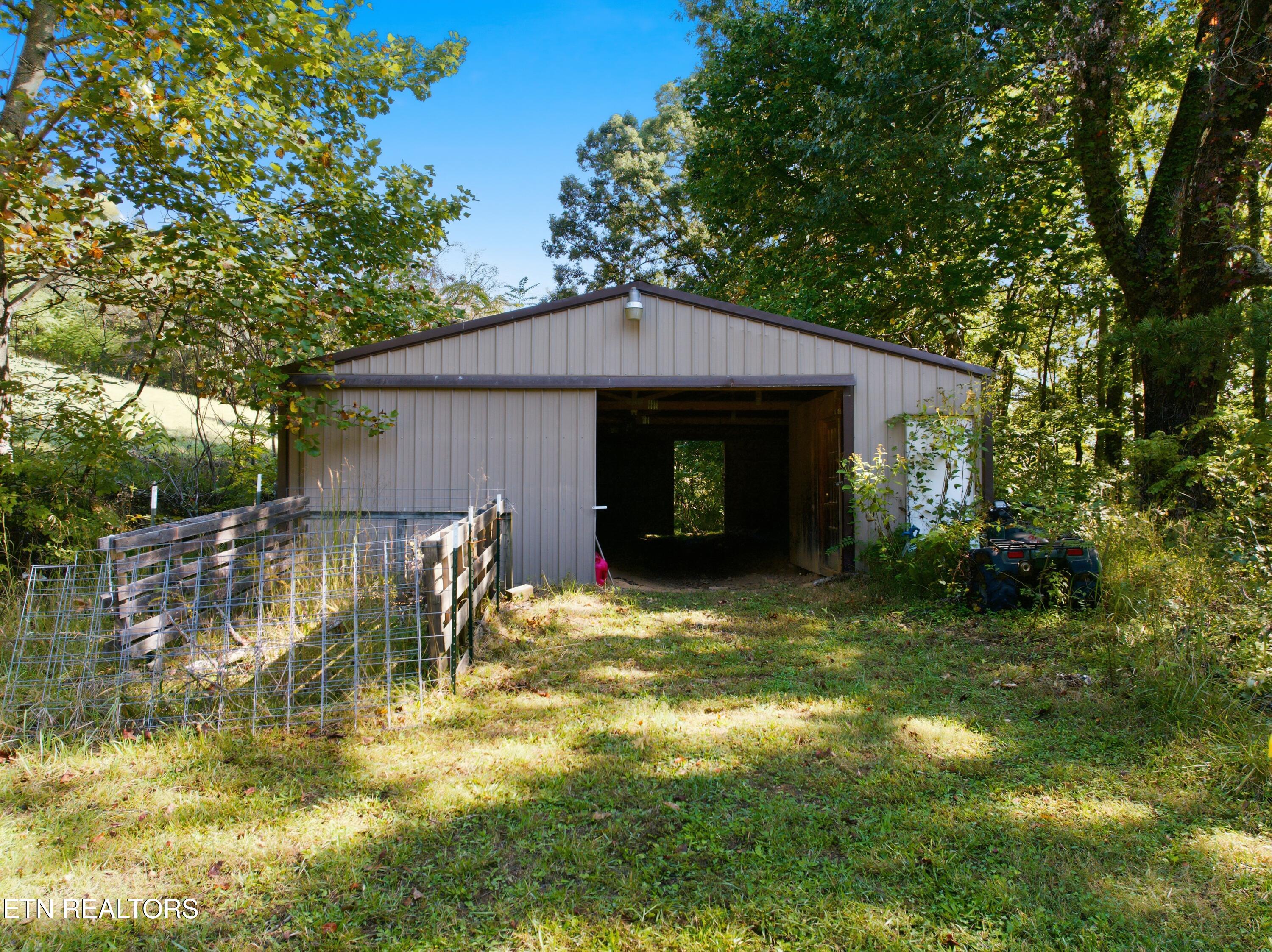 331 Hubbs Grove Road Maynardville TN 37807