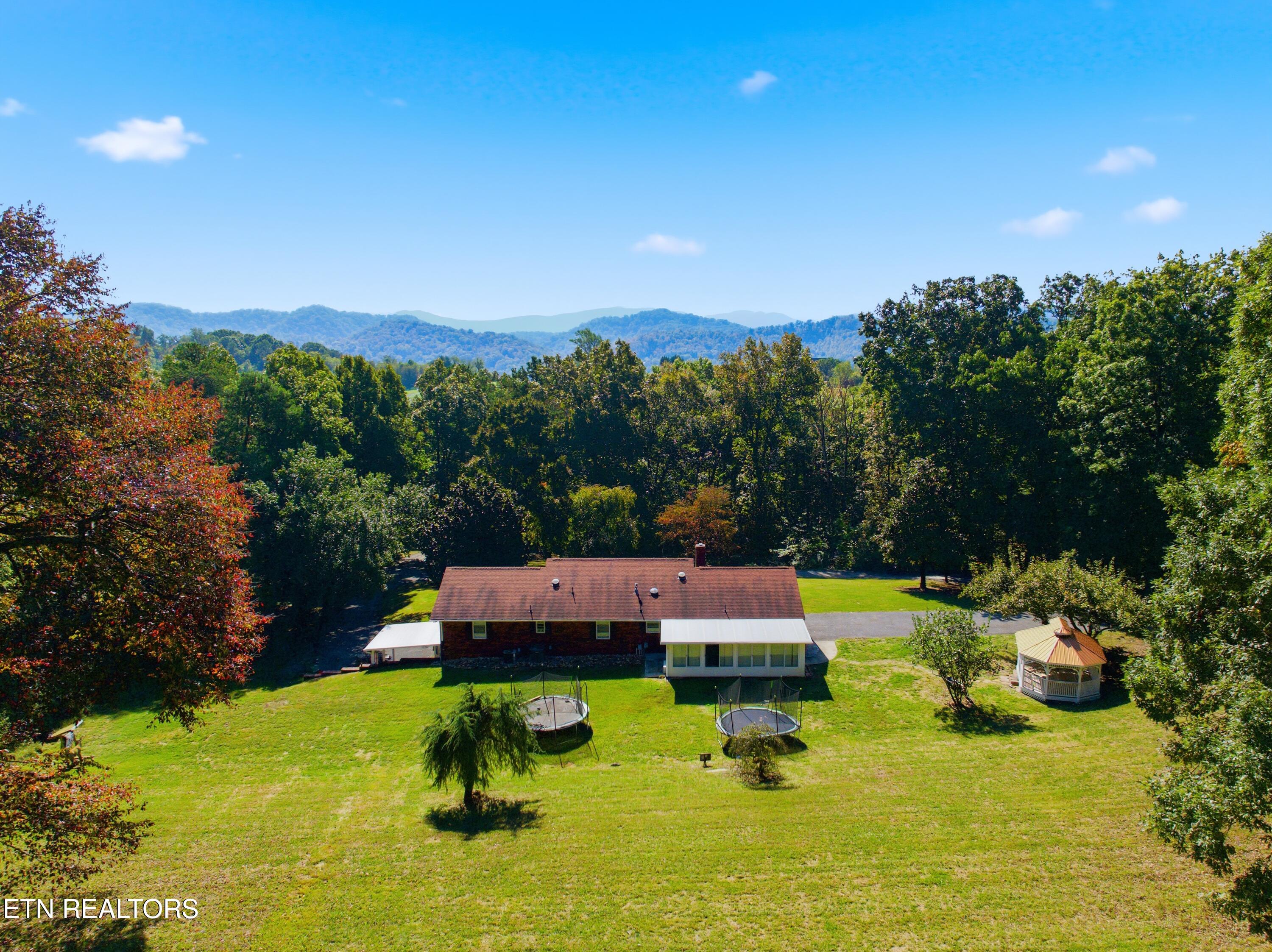 331 Hubbs Grove Road Maynardville TN 37807