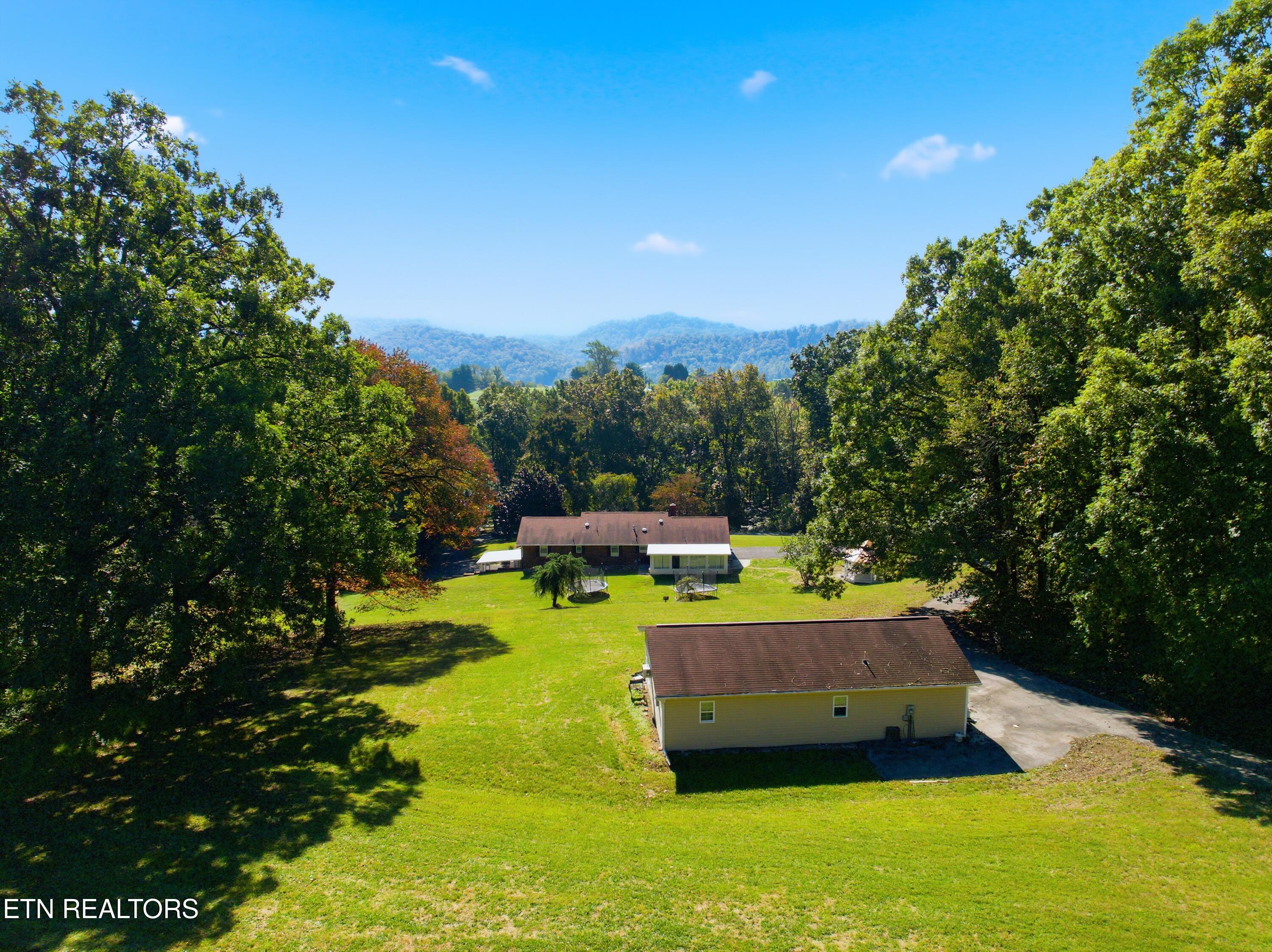 331 Hubbs Grove Road Maynardville TN 37807