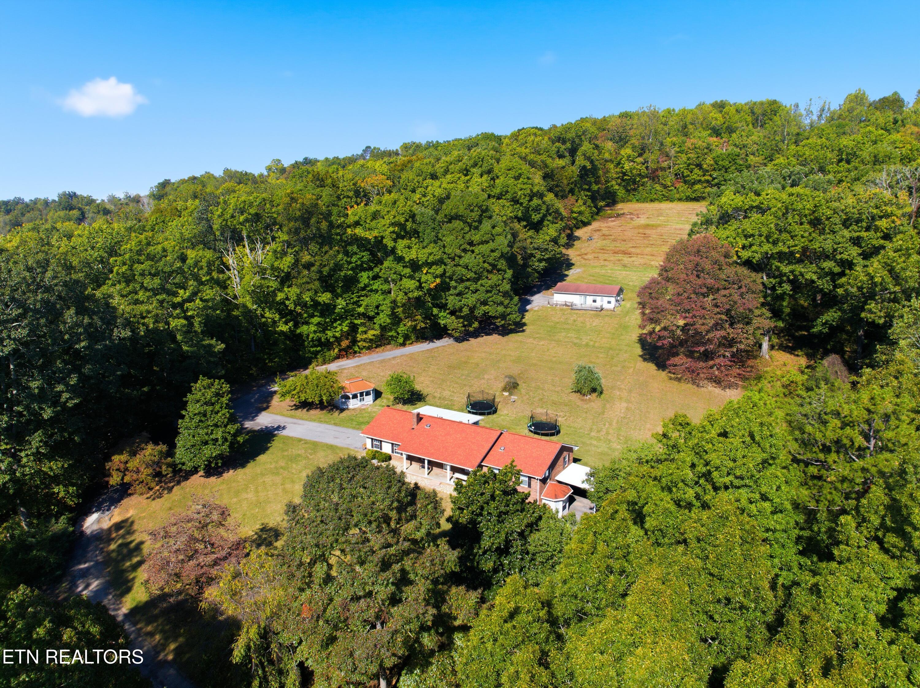 331 Hubbs Grove Road Maynardville TN 37807