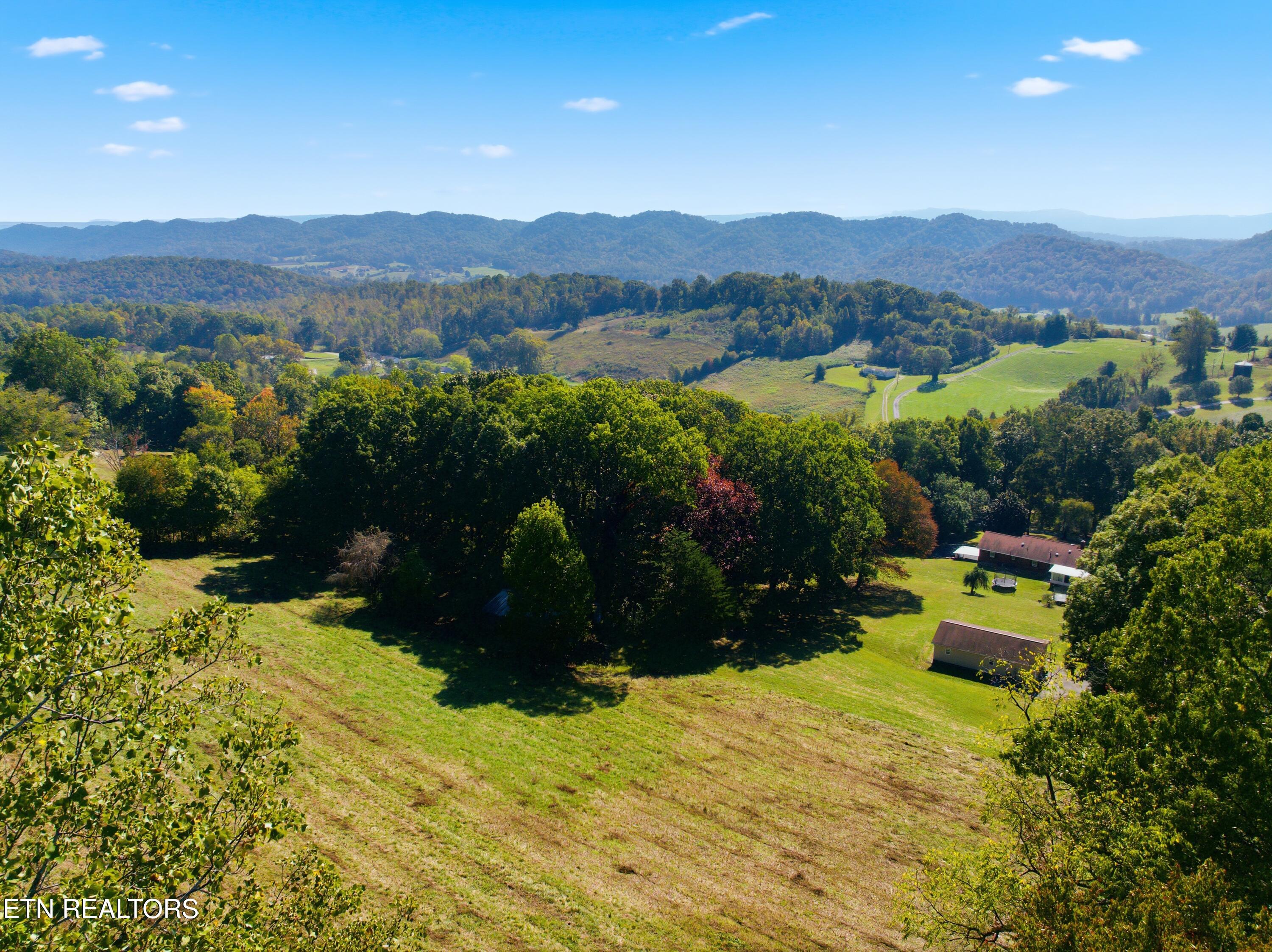 331 Hubbs Grove Road Maynardville TN 37807