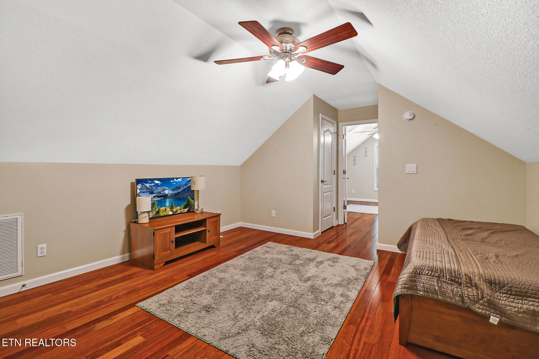 1401 Holiday Drive Crossville TN 38555