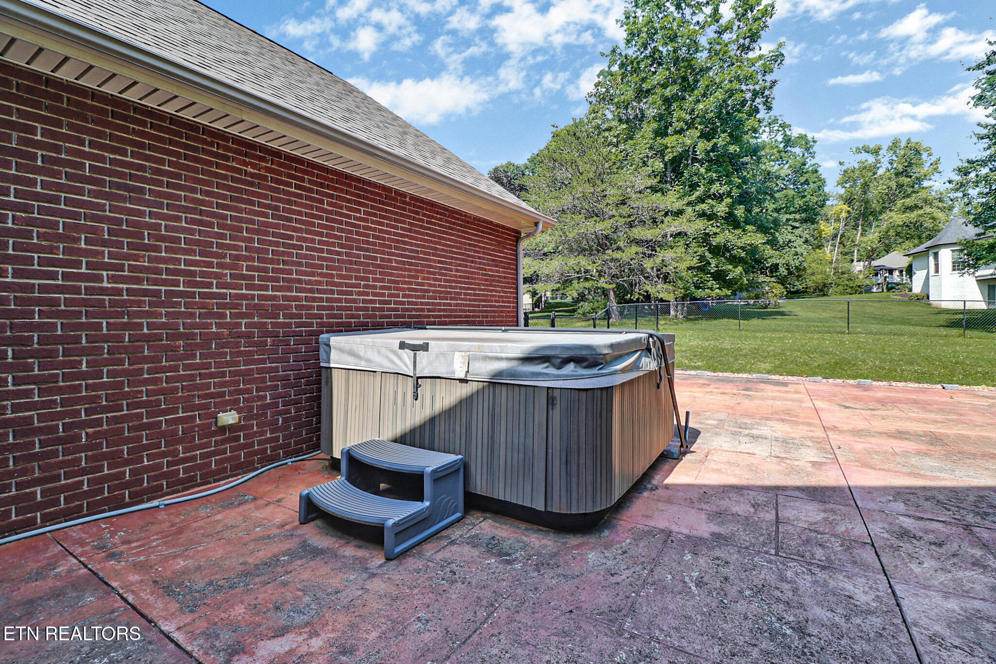 1401 Holiday Drive Crossville TN 38555
