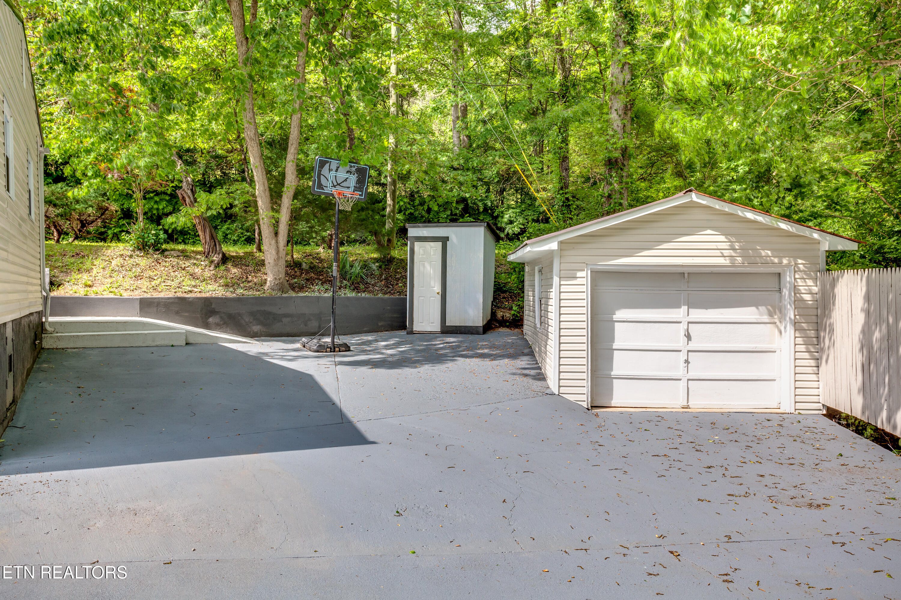 601 Carrie Circle Strawberry Plains TN 37871