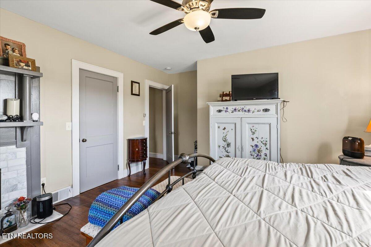 1057 Old Middlesboro Highway Lafollette TN 37766