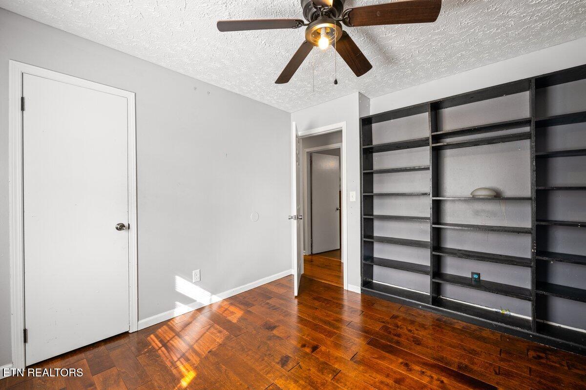 225 Country Way Drive Lafollette TN 37766