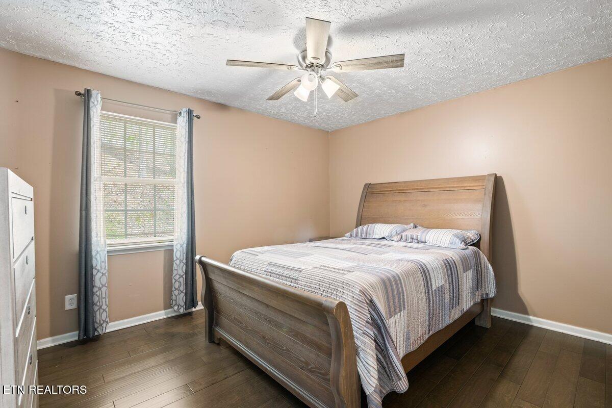 225 Country Way Drive Lafollette TN 37766