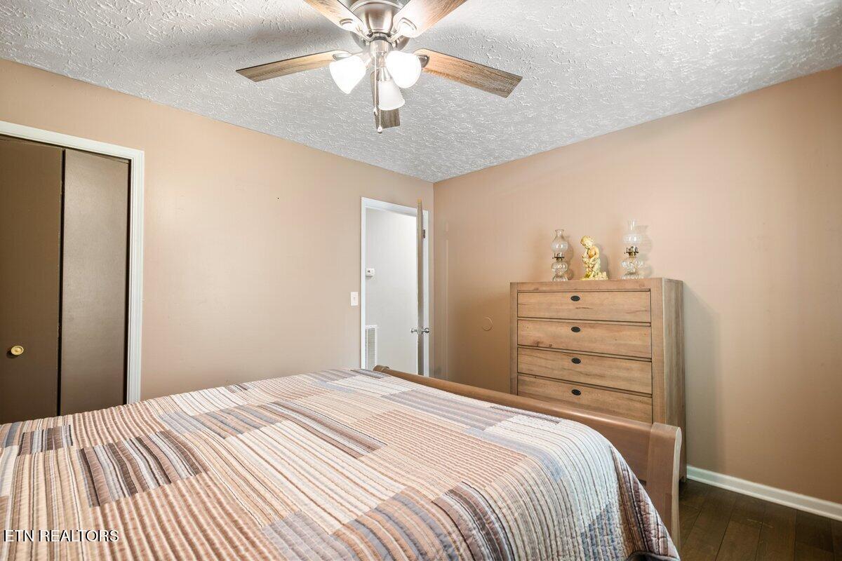 225 Country Way Drive Lafollette TN 37766