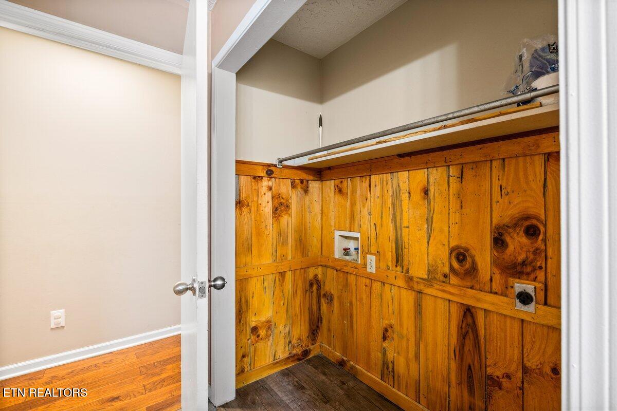 225 Country Way Drive Lafollette TN 37766