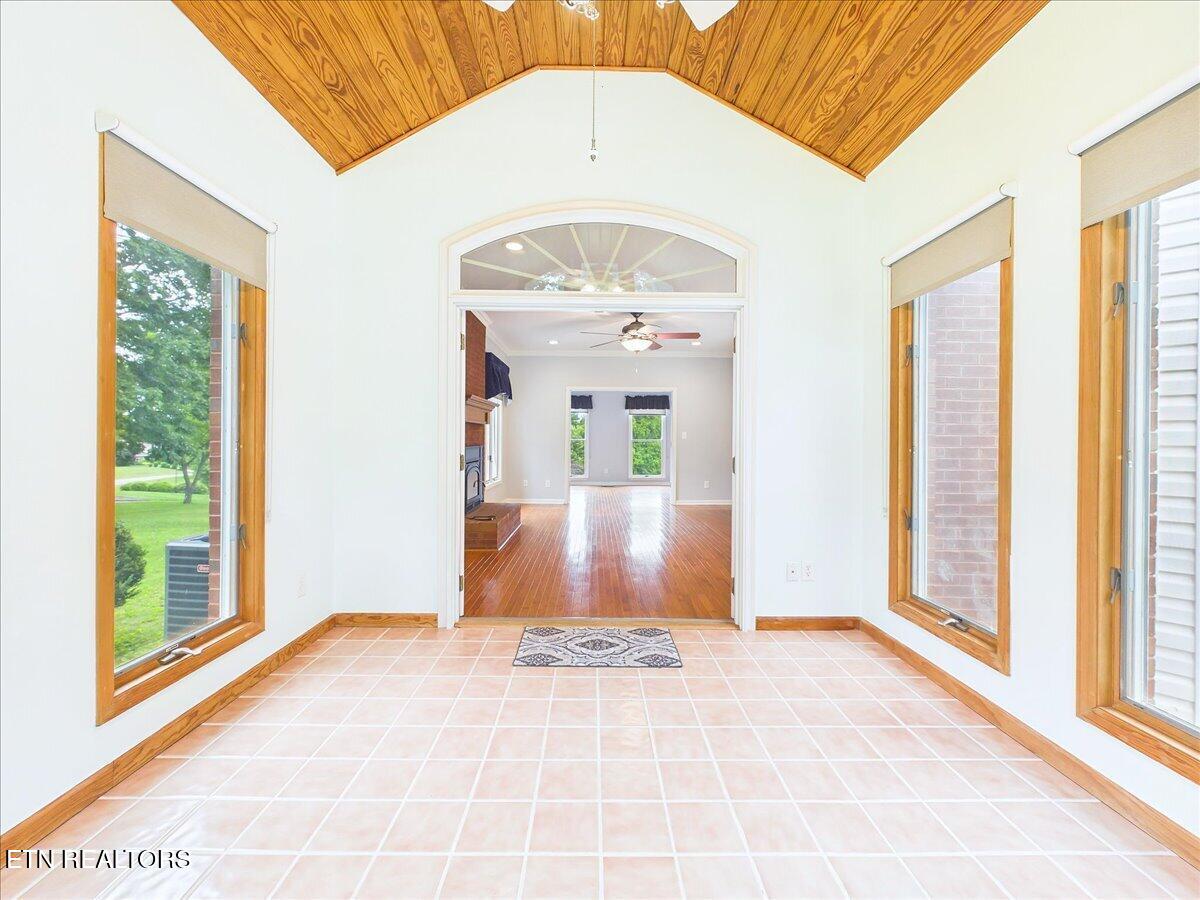 2832 Kensington Street Athens TN 37303
