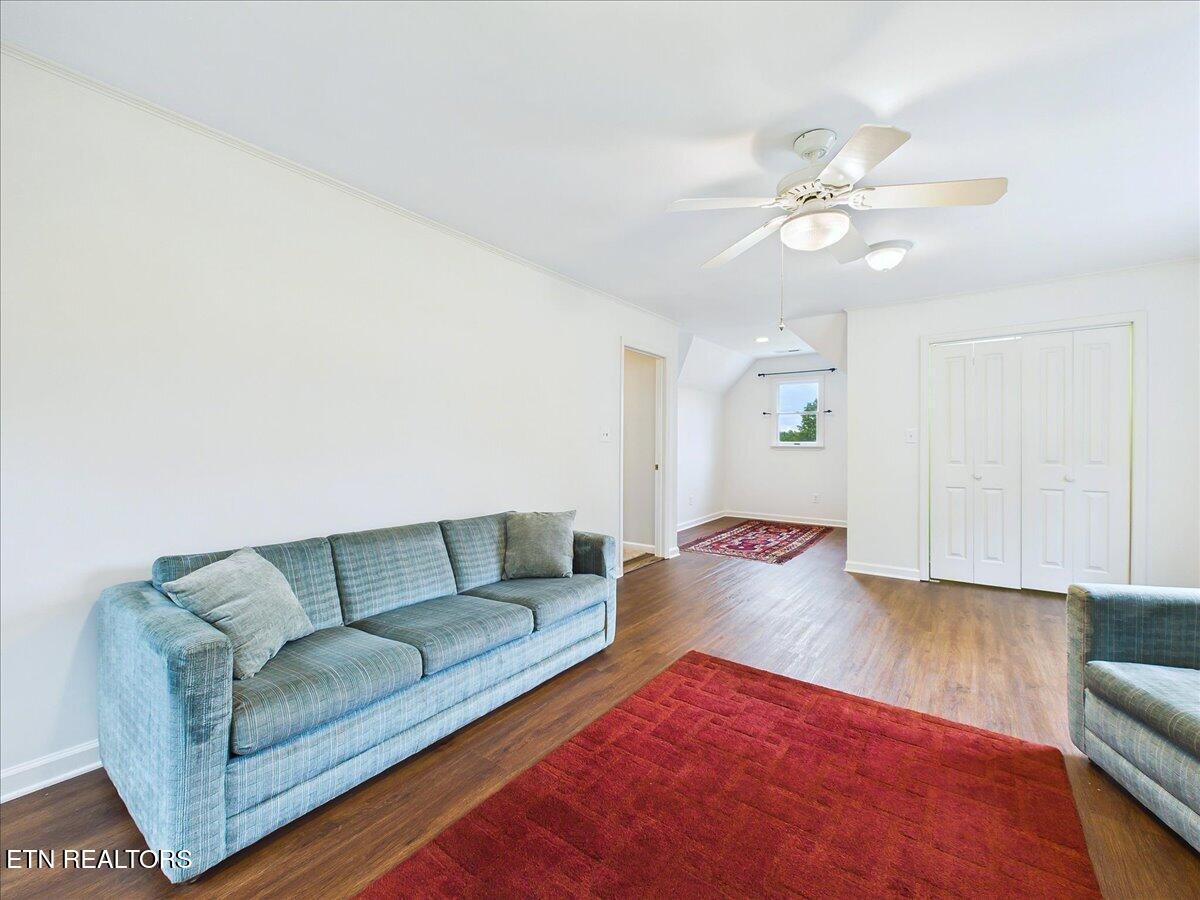 2832 Kensington Street Athens TN 37303