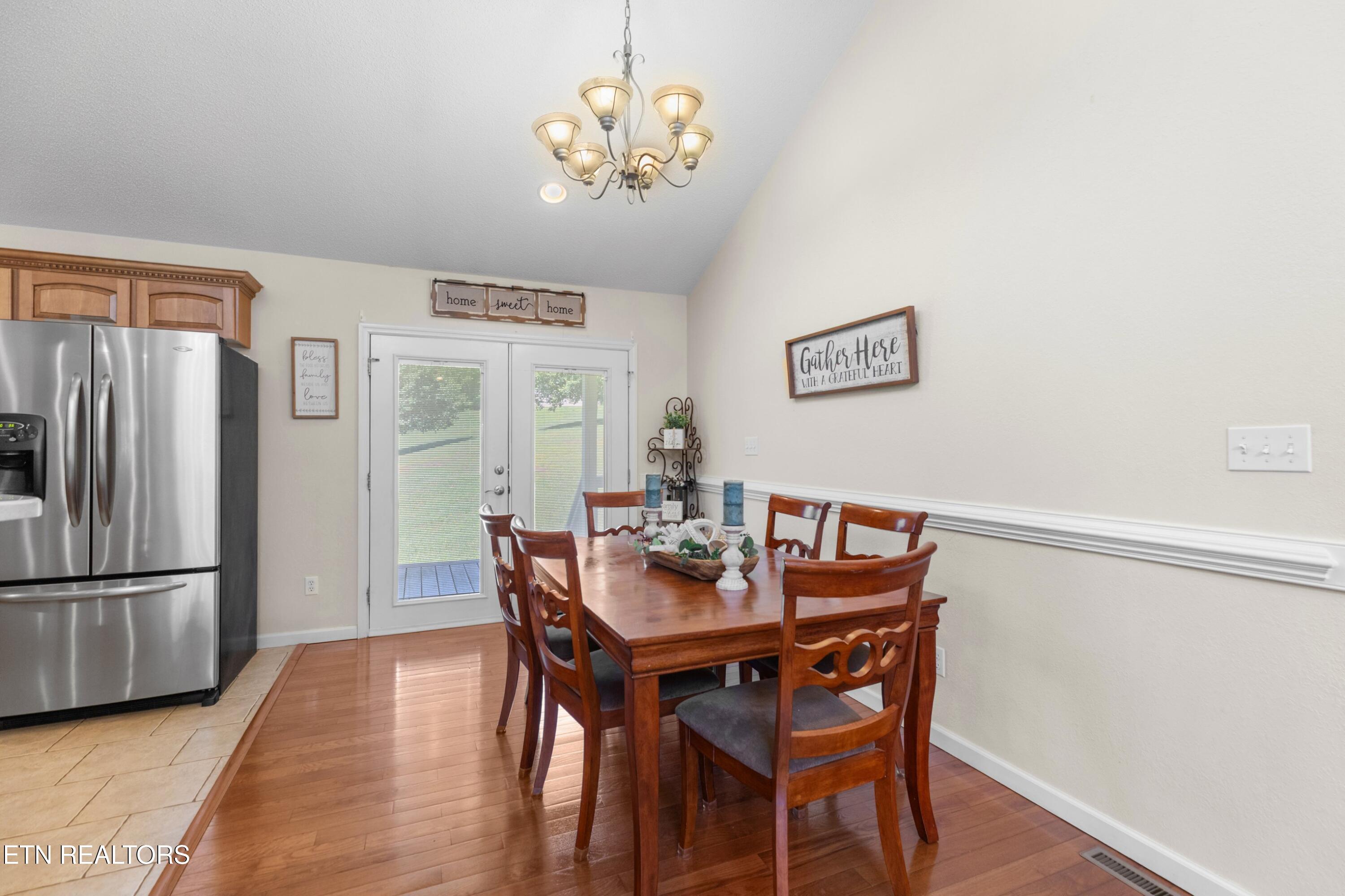2433 Green Road Cosby TN 37722