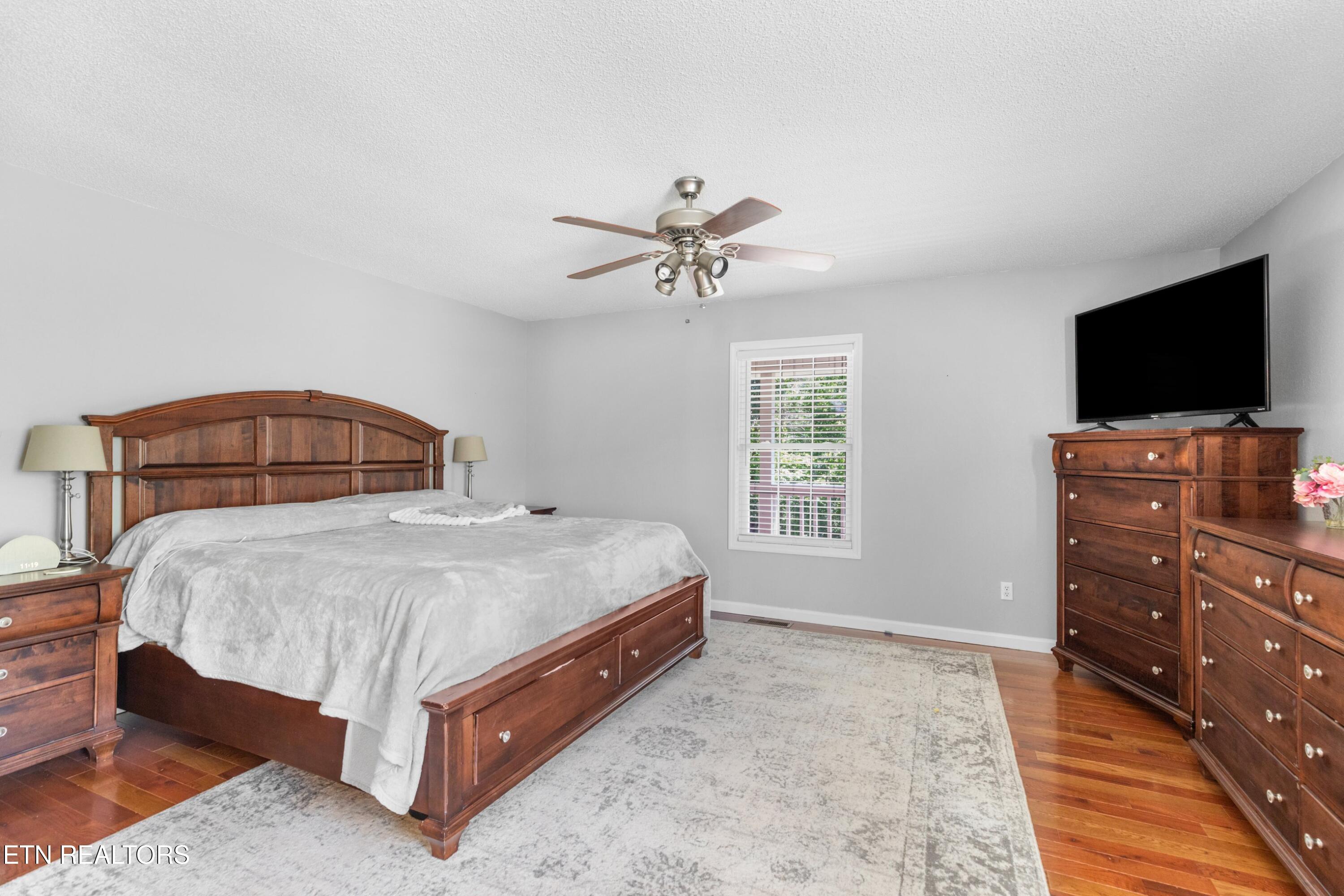 2433 Green Road Cosby TN 37722