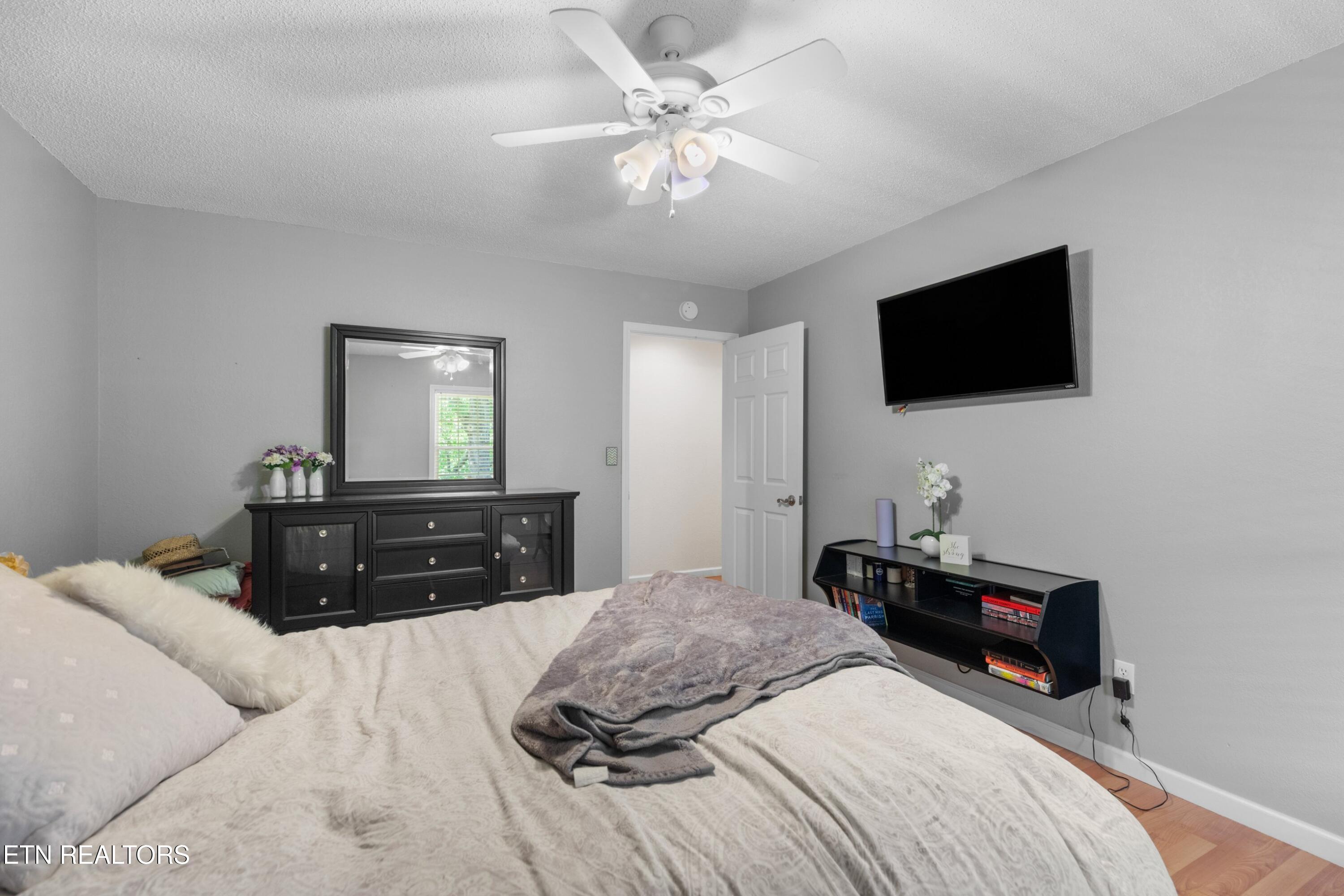 2433 Green Road Cosby TN 37722