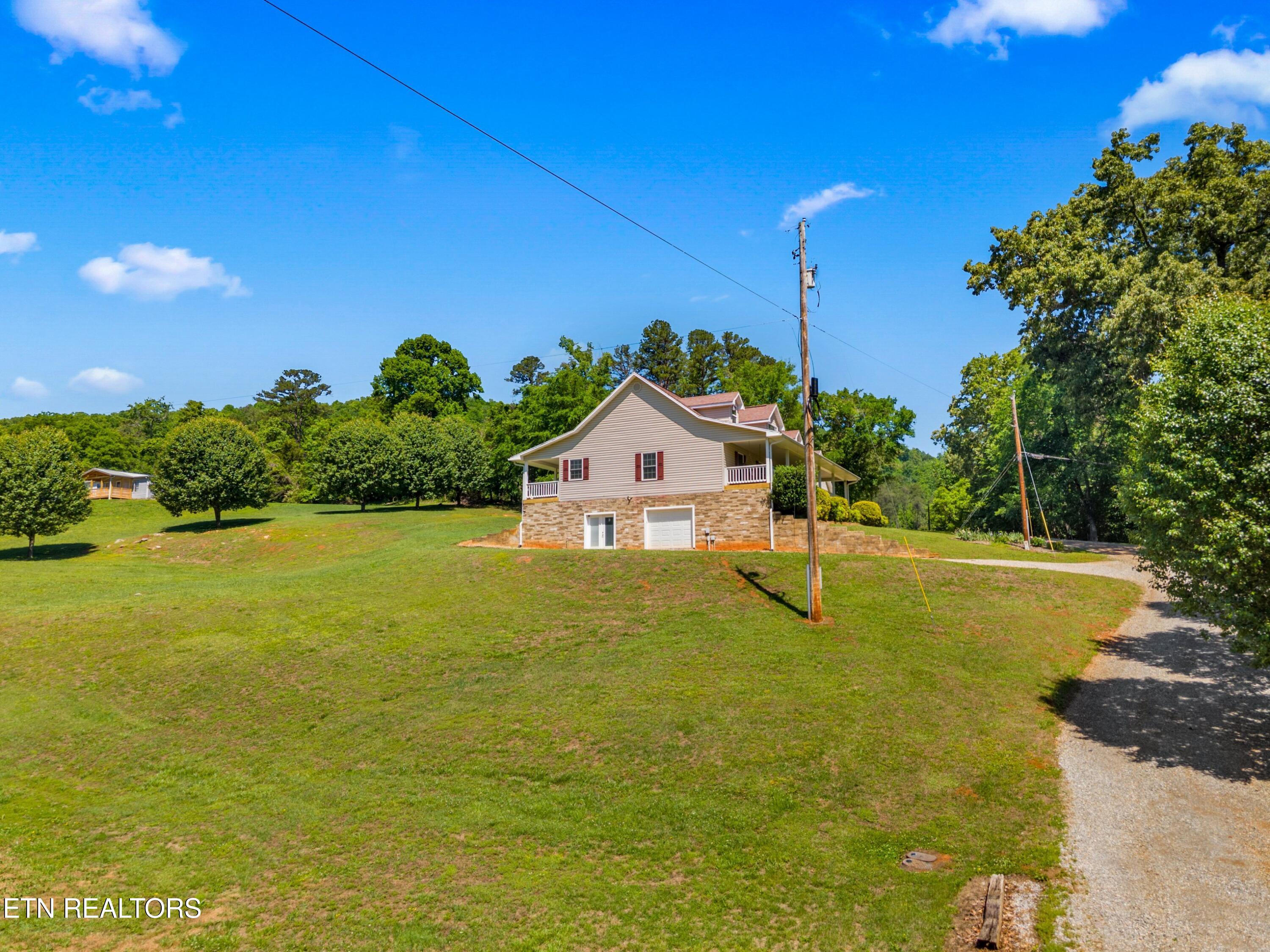 2433 Green Road Cosby TN 37722