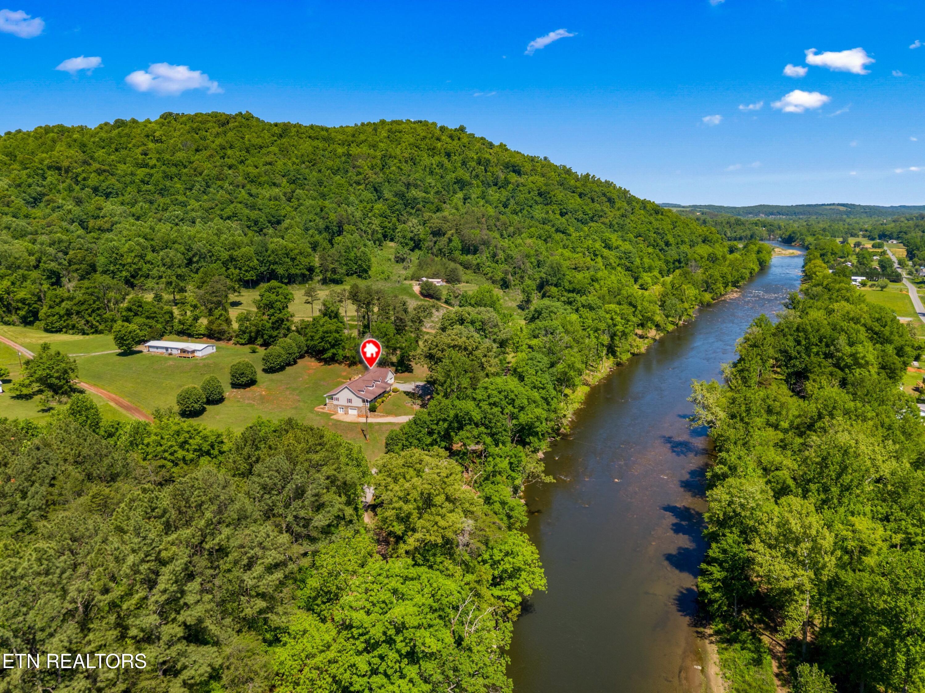2433 Green Road Cosby TN 37722