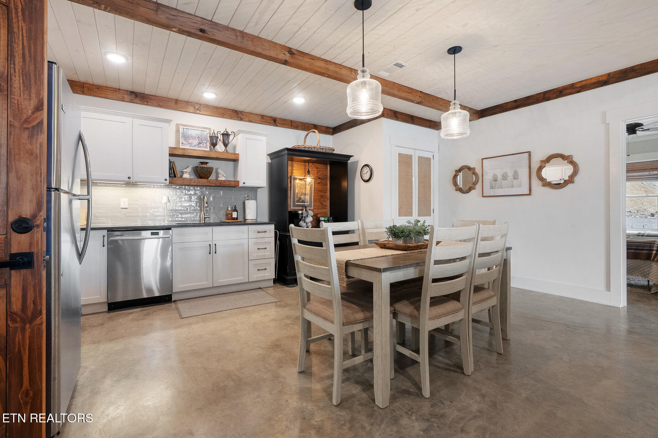 1839 Stone Bridge Drive Dandridge TN 37725