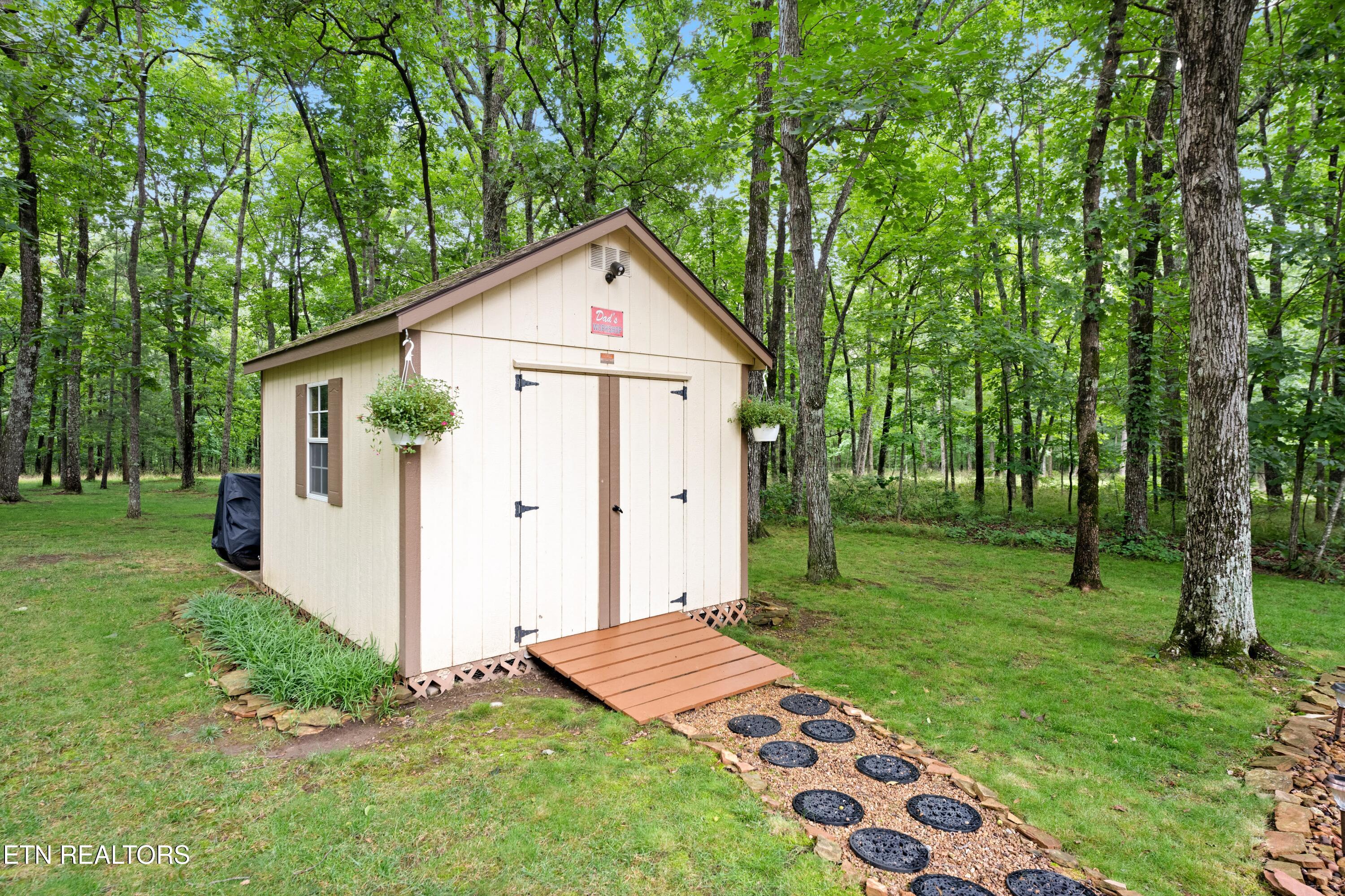 538 Snead Drive Crossville TN 38558