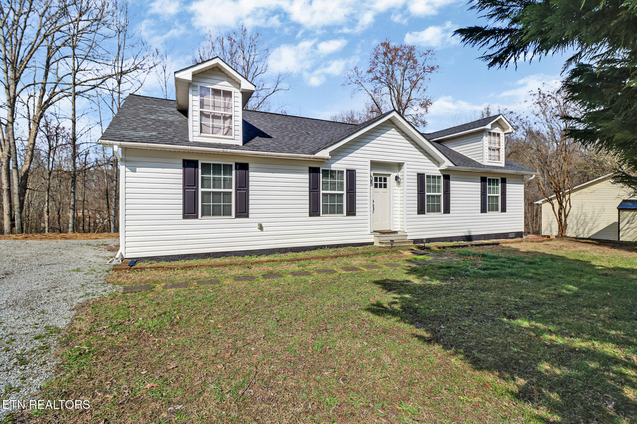 826 Kings Hill Road Spring City TN 37381
