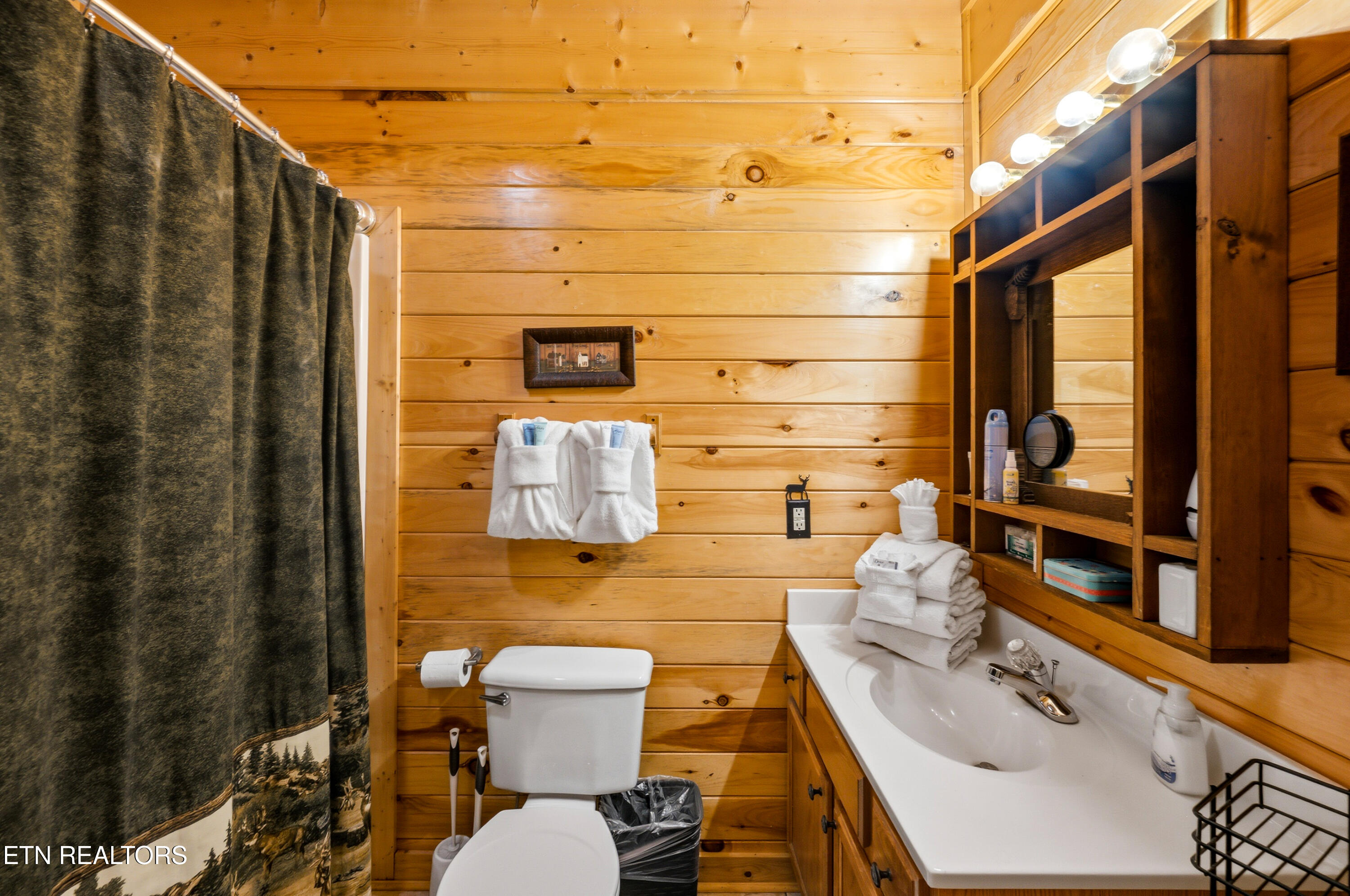 2123 Wingspan Drive Sevierville TN 37876