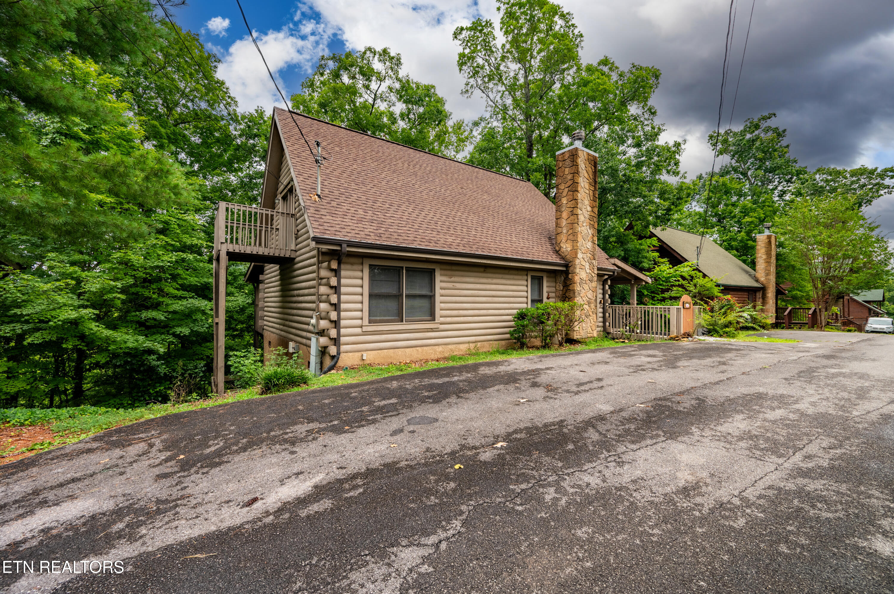 2123 Wingspan Drive Sevierville TN 37876