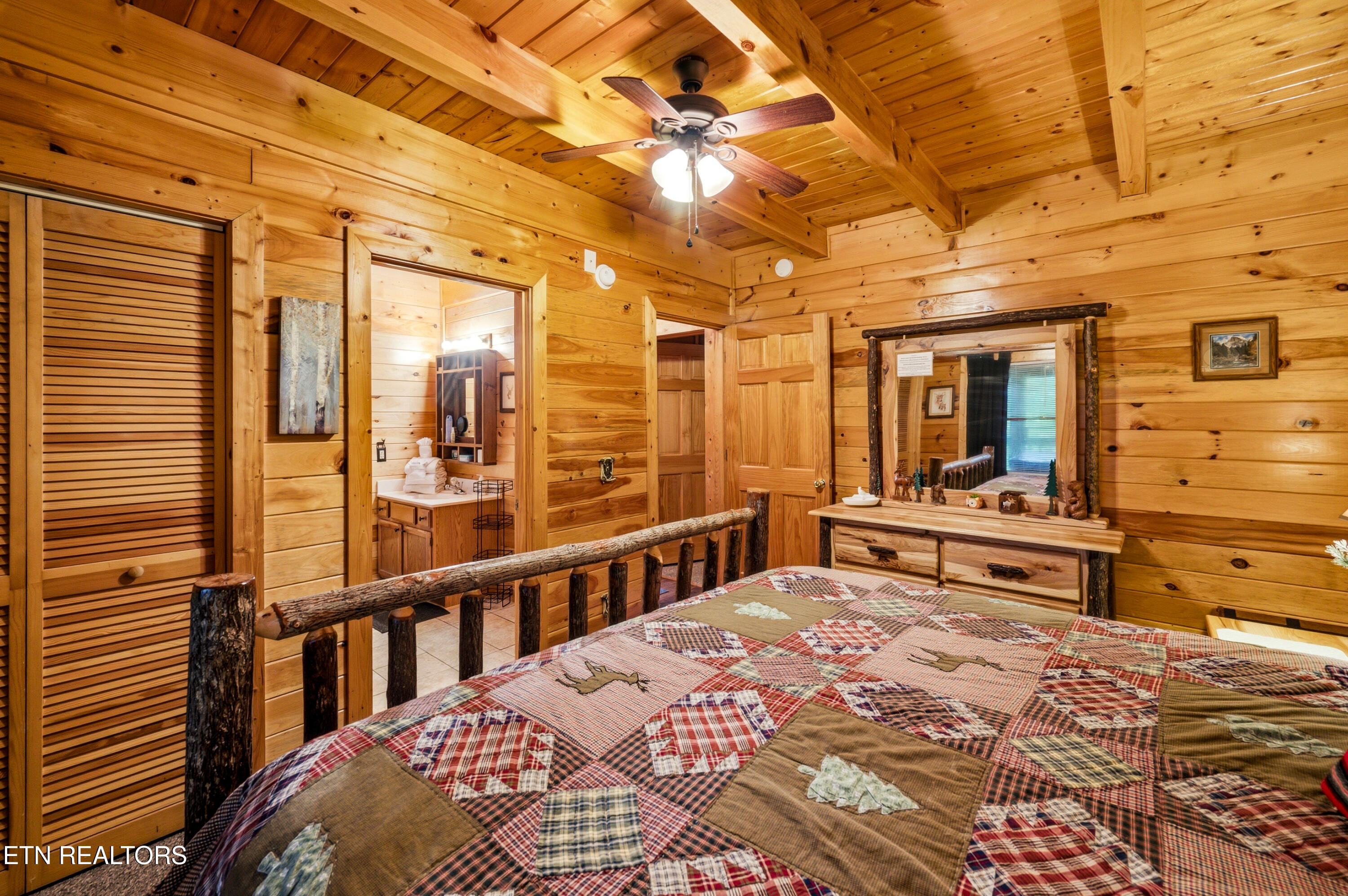 2123 Wingspan Drive Sevierville TN 37876