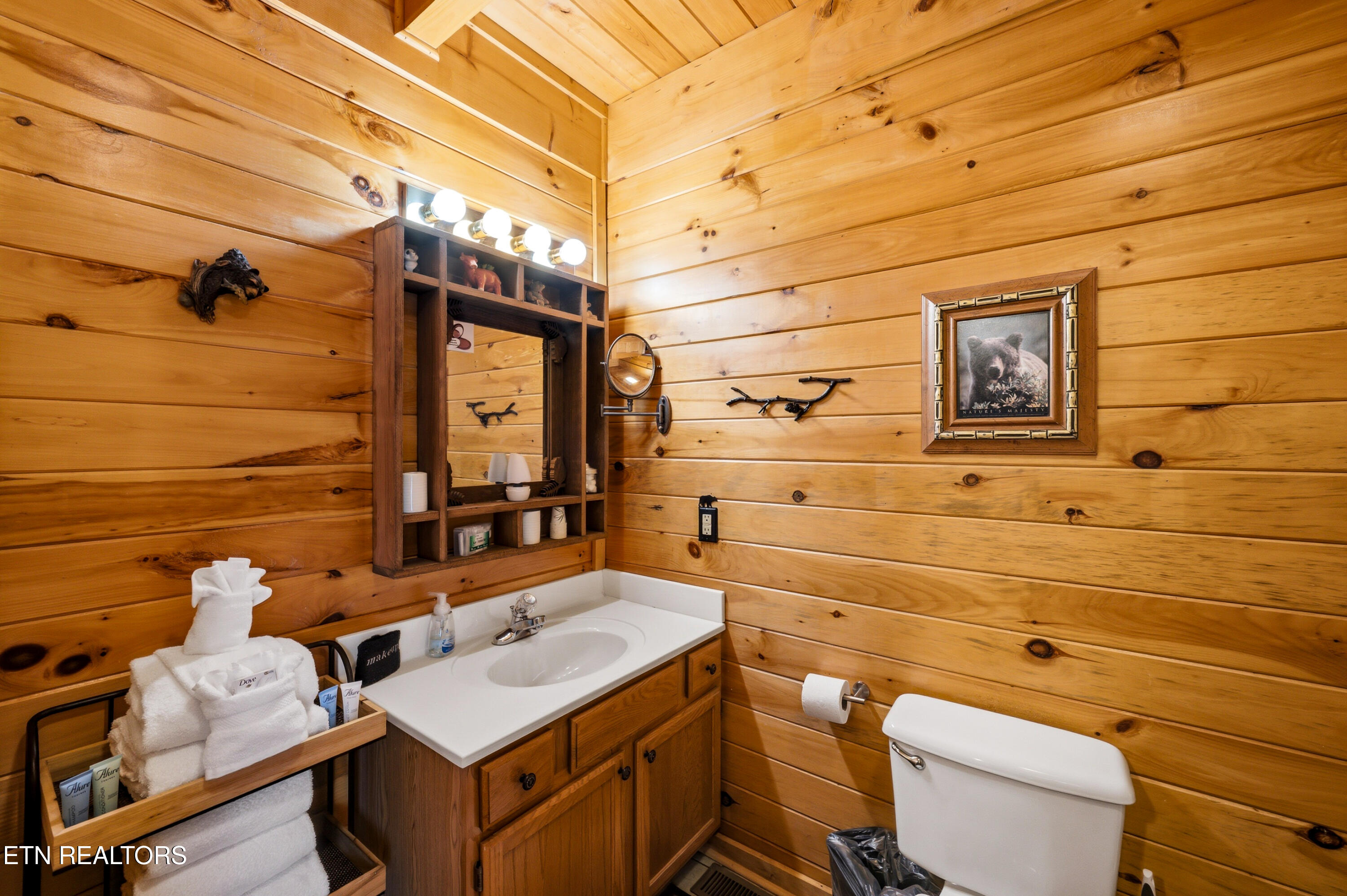 2123 Wingspan Drive Sevierville TN 37876