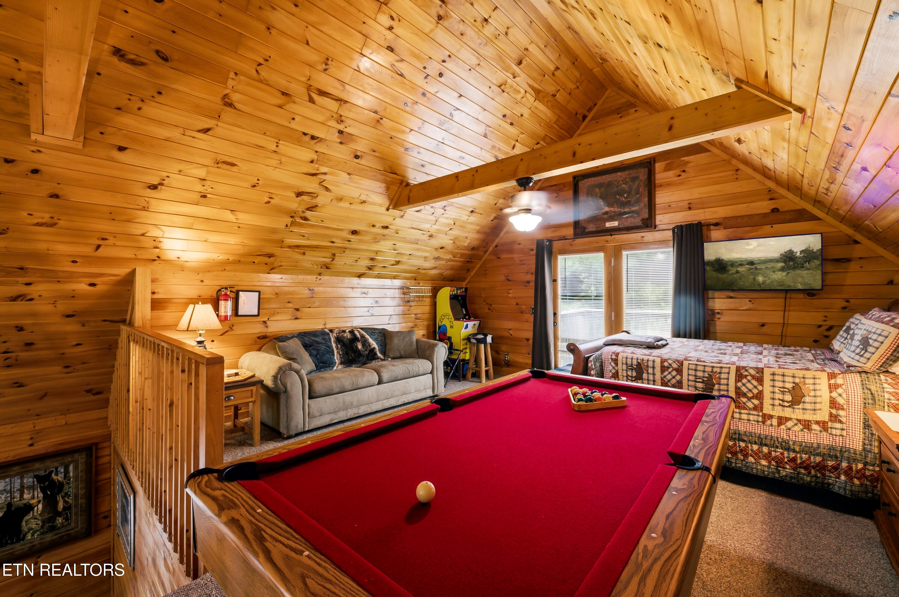 2123 Wingspan Drive Sevierville TN 37876