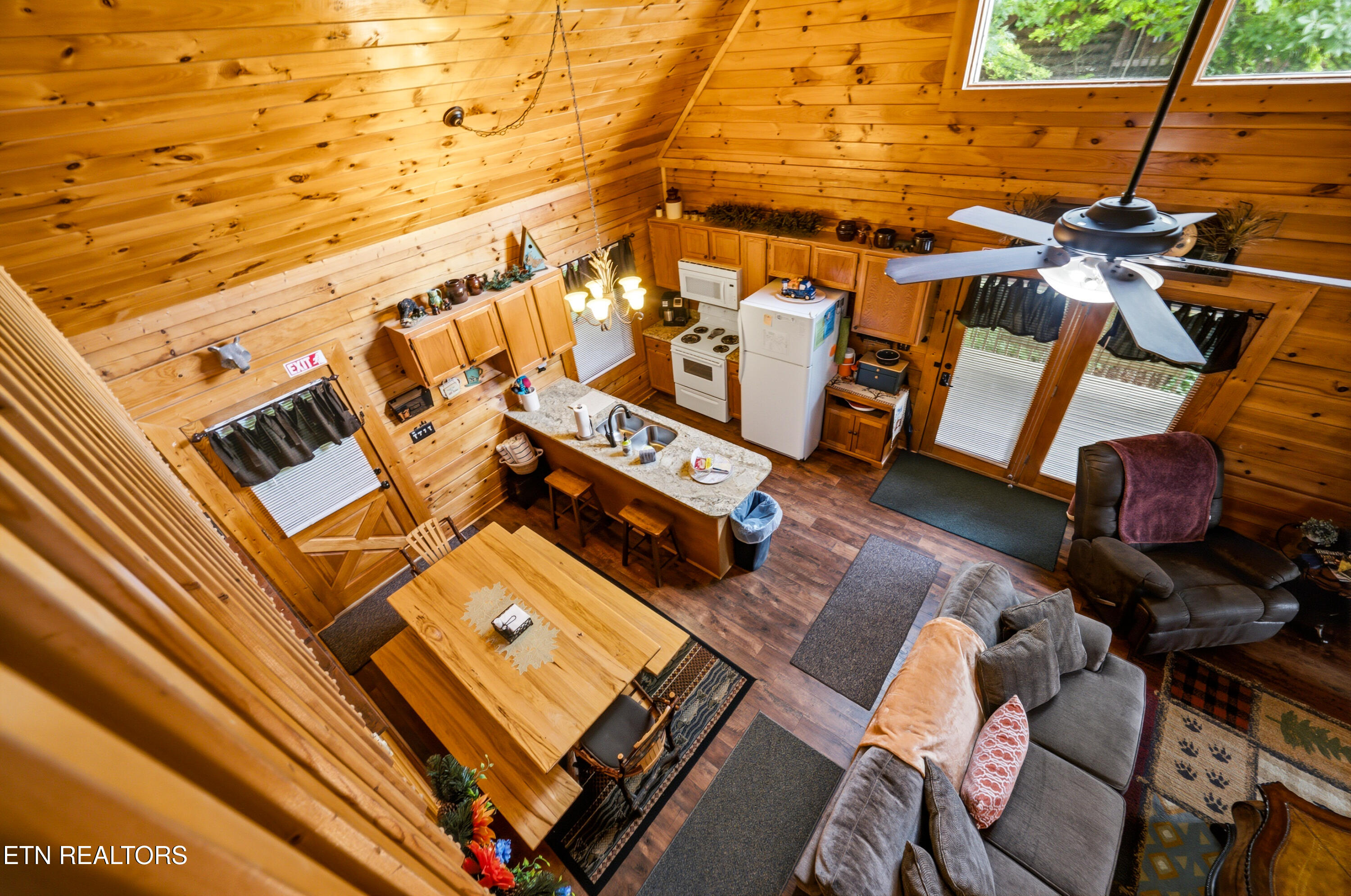 2123 Wingspan Drive Sevierville TN 37876