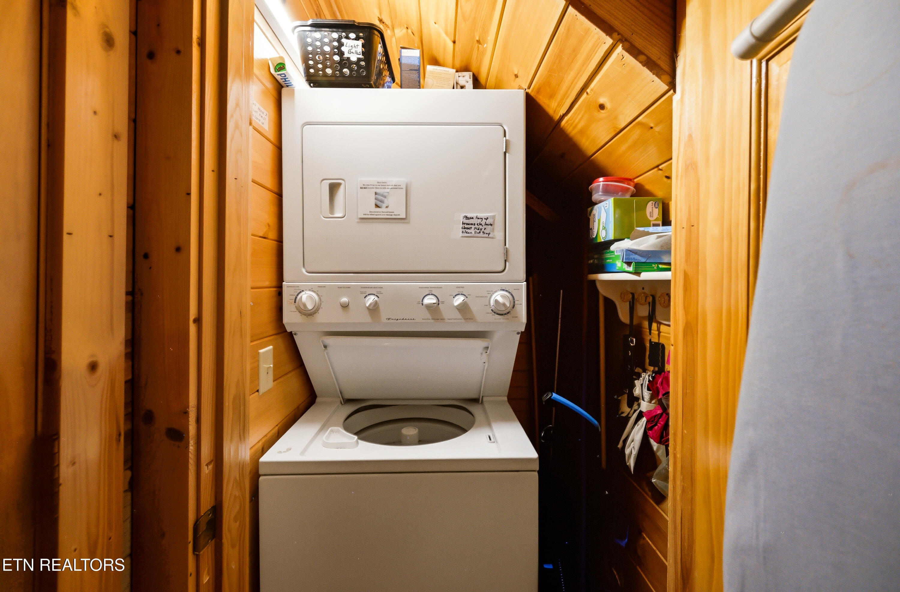 2123 Wingspan Drive Sevierville TN 37876