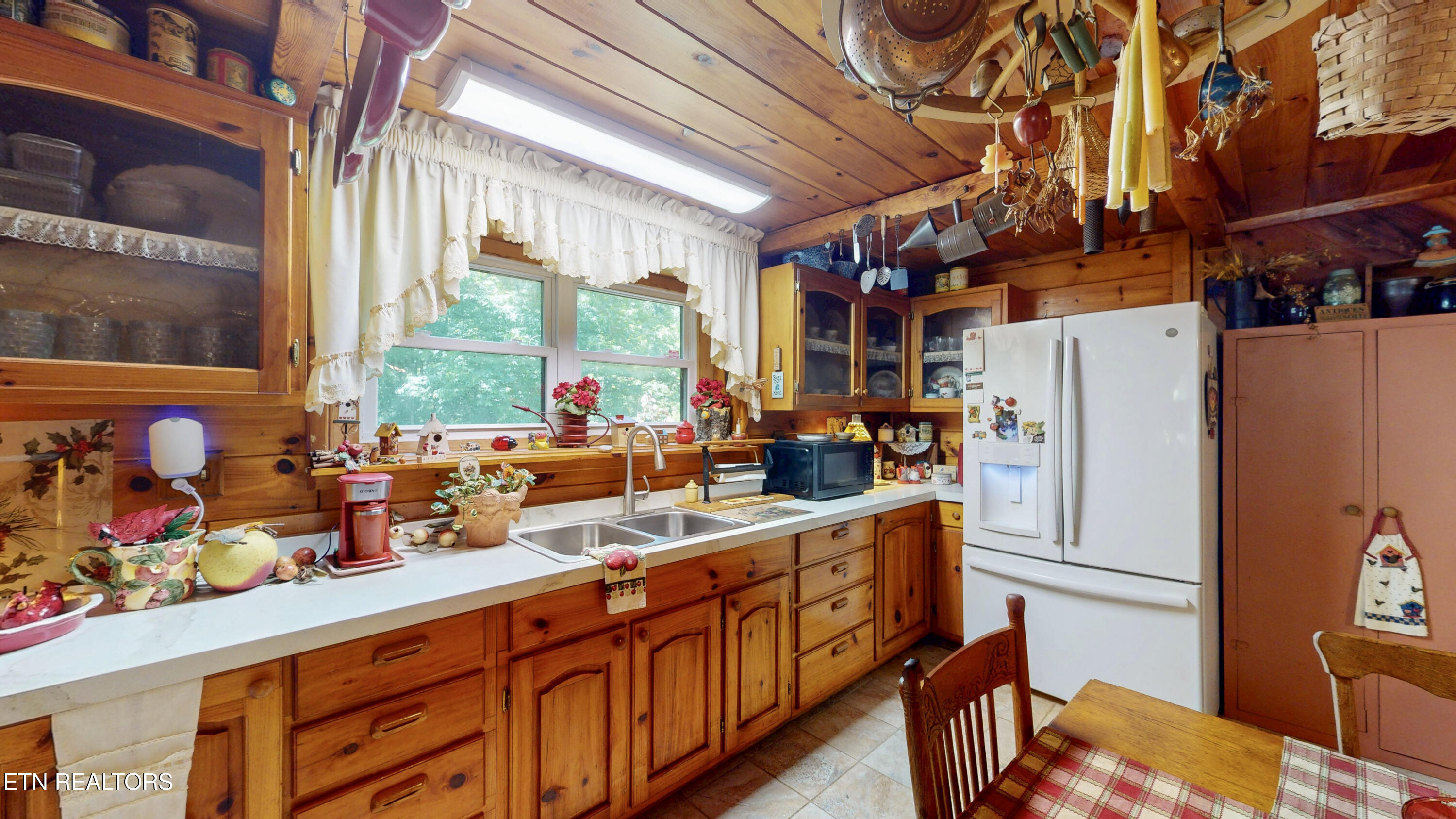 10721 New Highway 68 Tellico Plains TN 37385