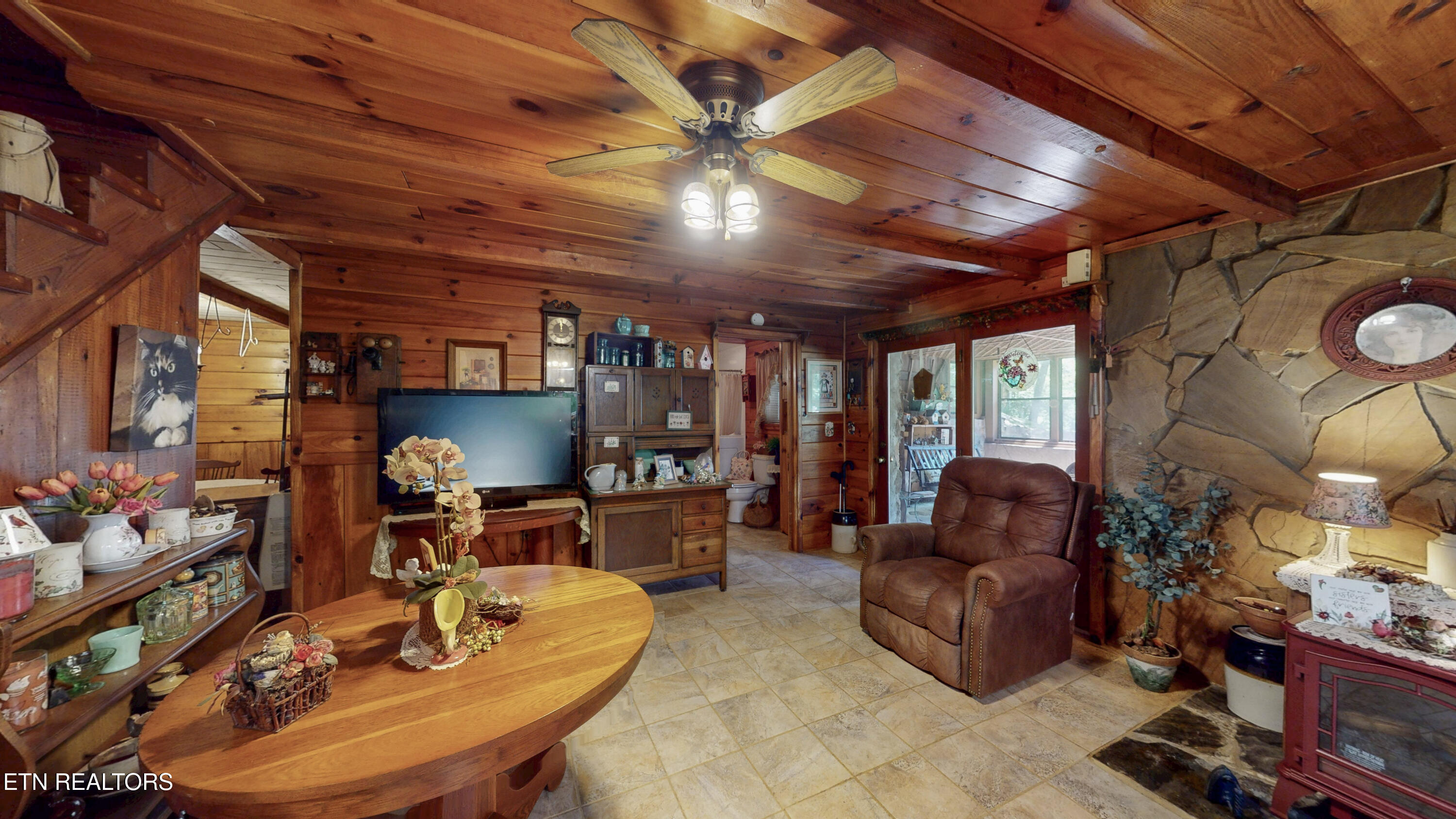10721 New Highway 68 Tellico Plains TN 37385