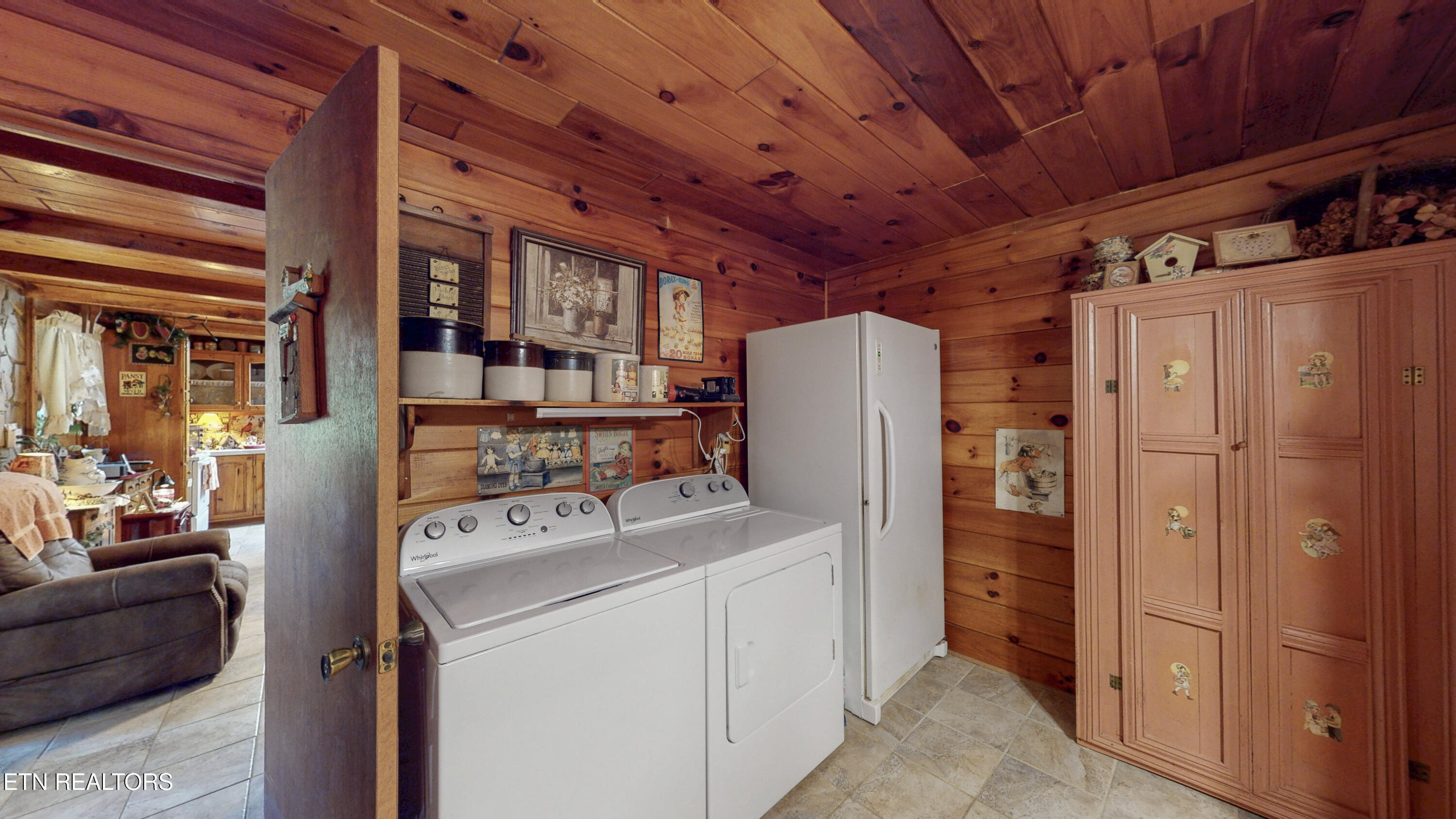 10721 New Highway 68 Tellico Plains TN 37385