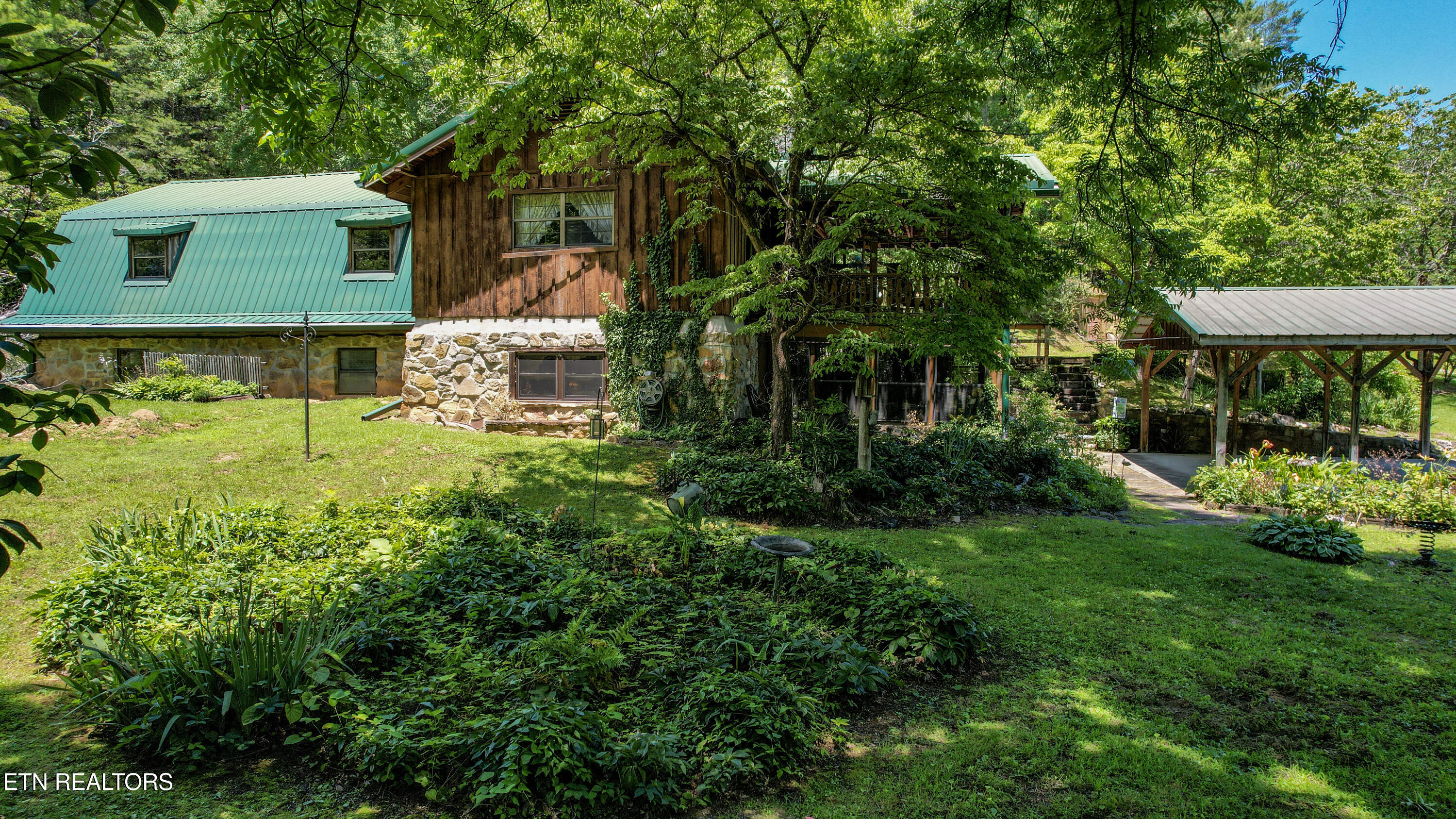 10721 New Highway 68 Tellico Plains TN 37385